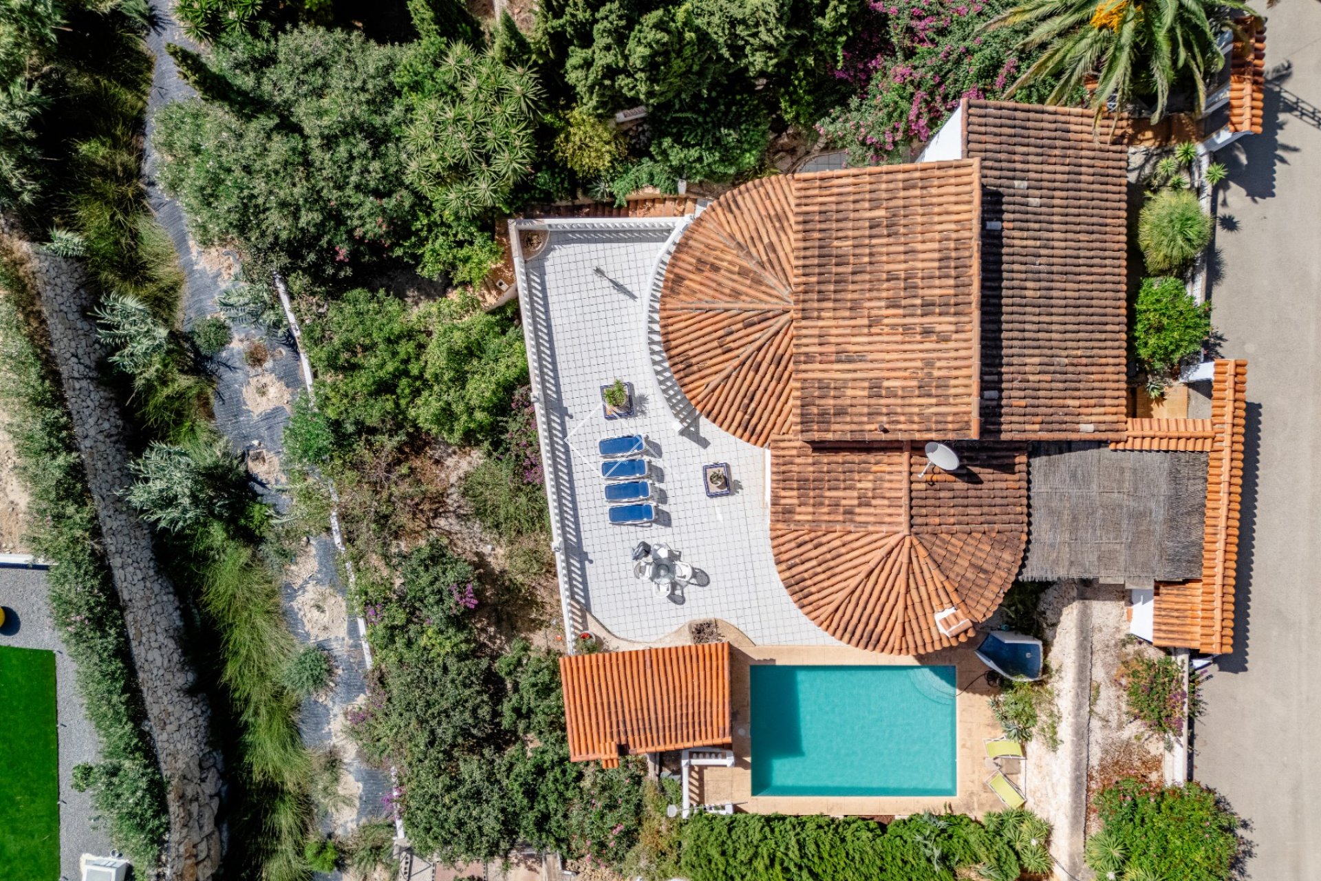 Resale - Villa - Benissa costa - Baladrar