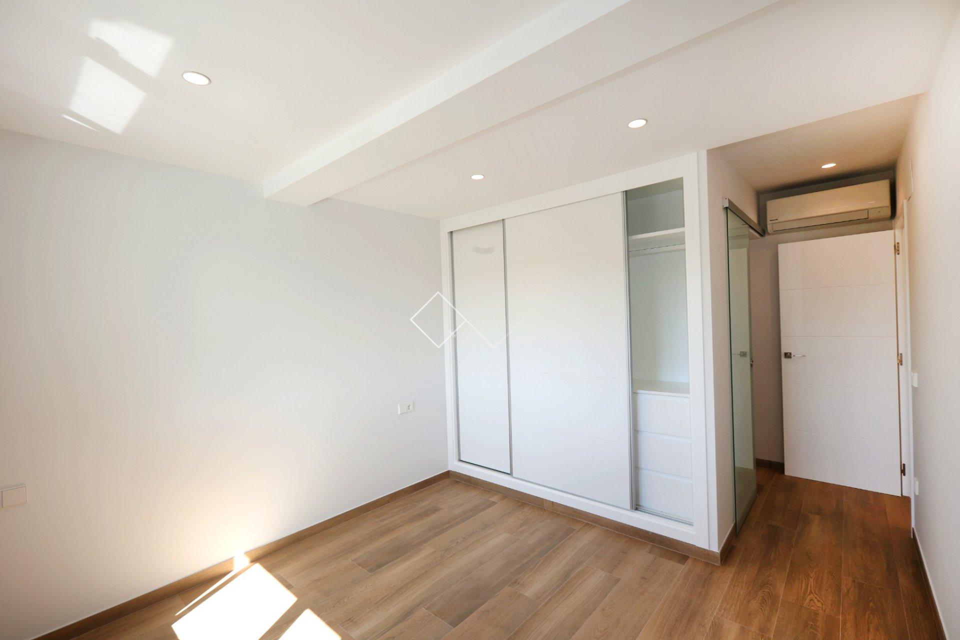 Resale - Villa - Benissa - La Fustera