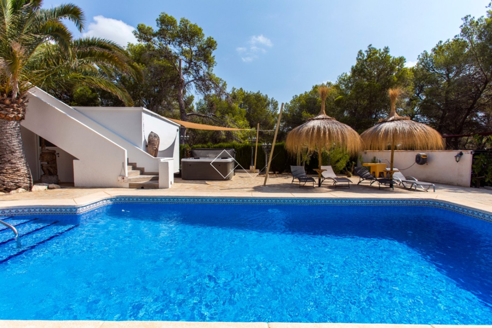 Resale - Villa - Benissa - La Fustera