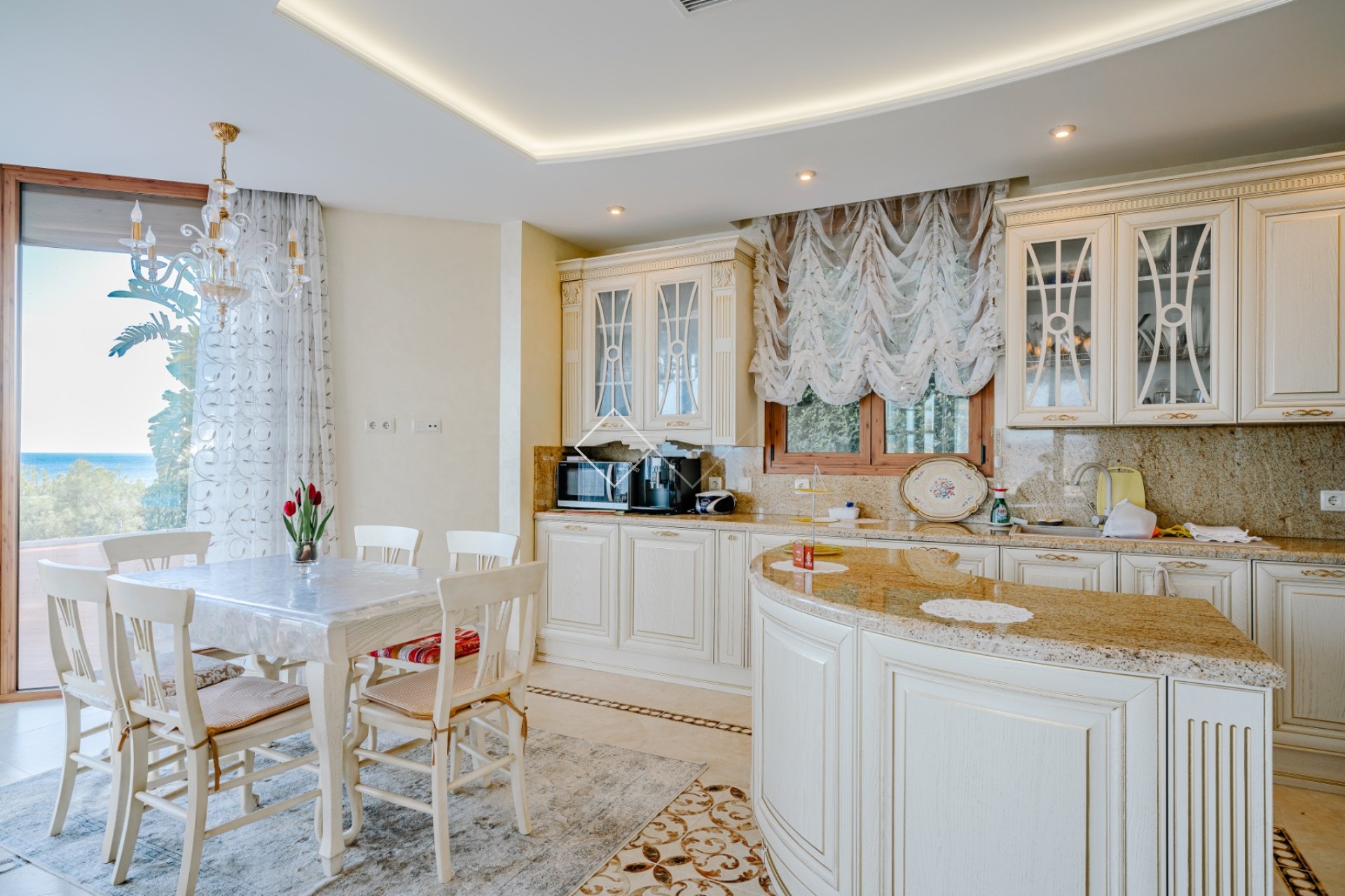 Resale - Villa - Benissa - Les Bassetes