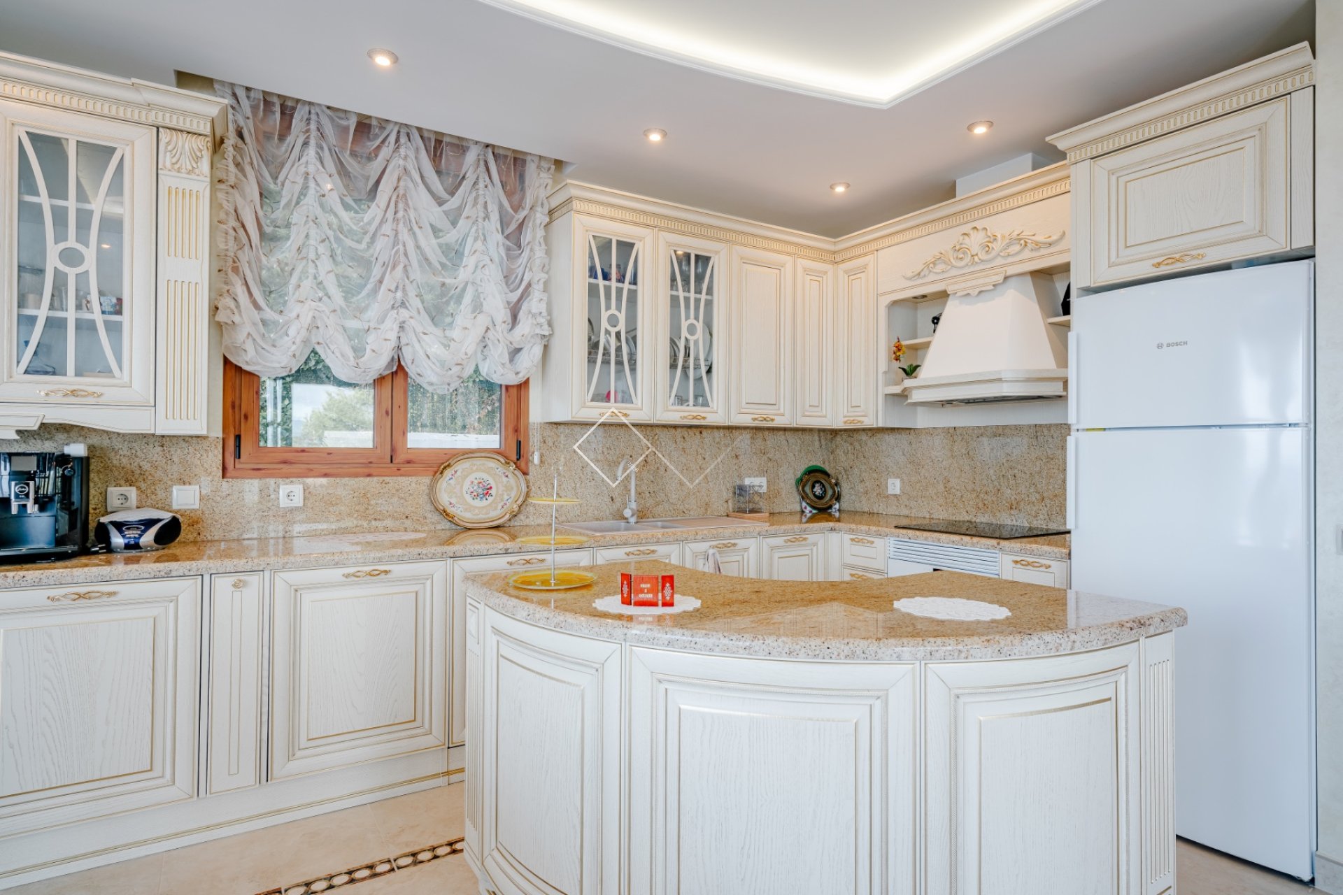 Resale - Villa - Benissa - Les Bassetes