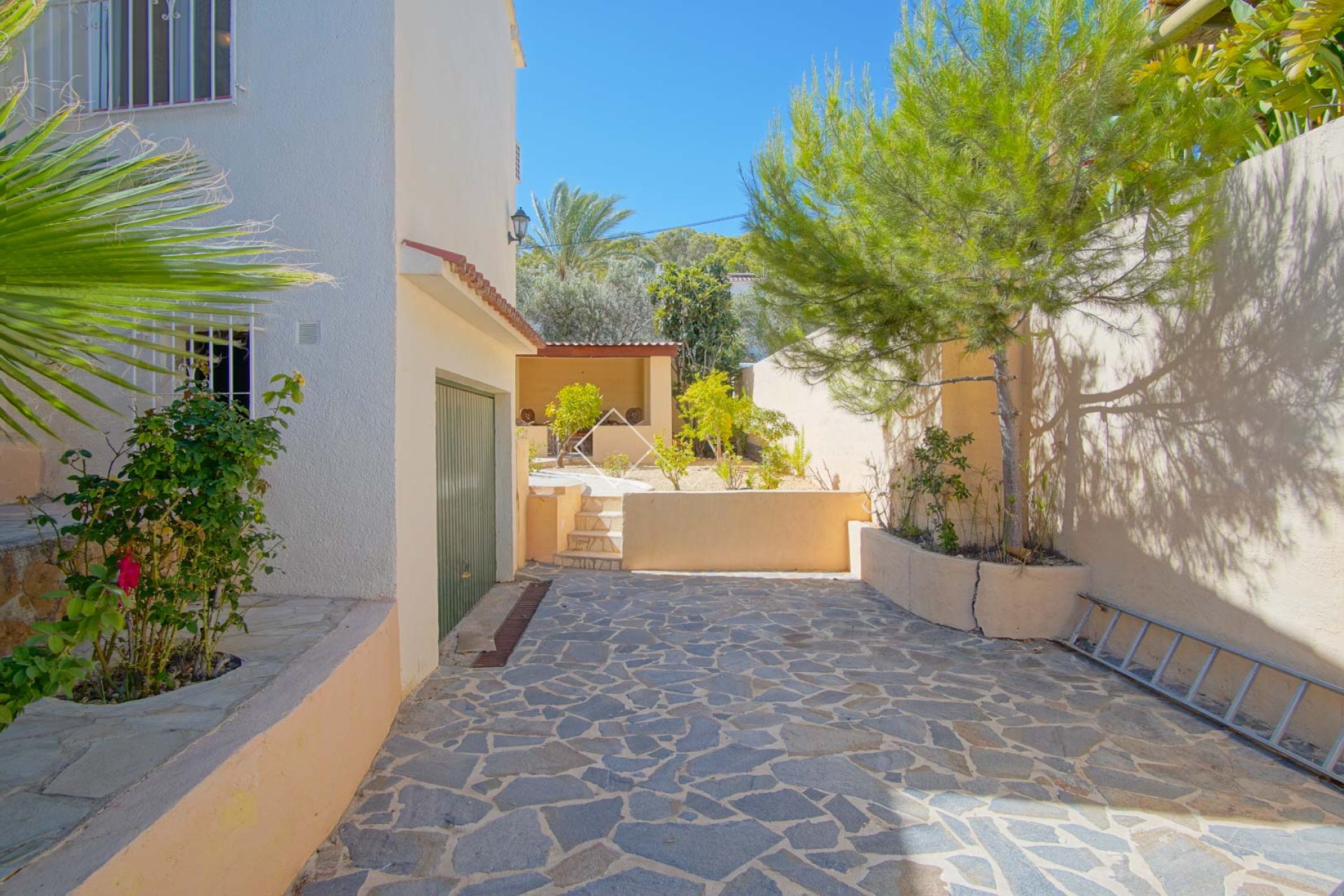 Resale - Villa - Benissa - Montemar