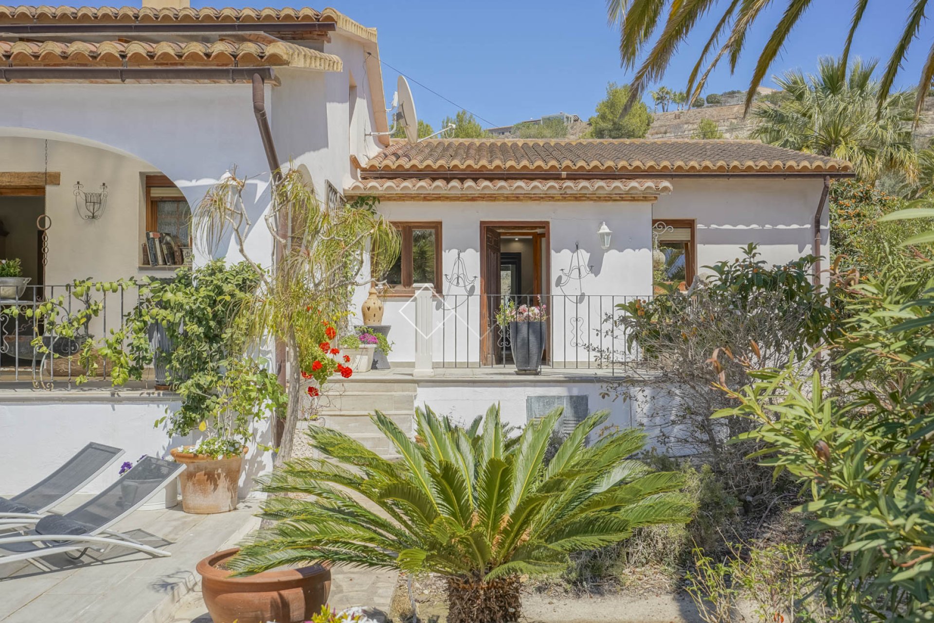 Resale - Villa - Benissa - Partida Llenes