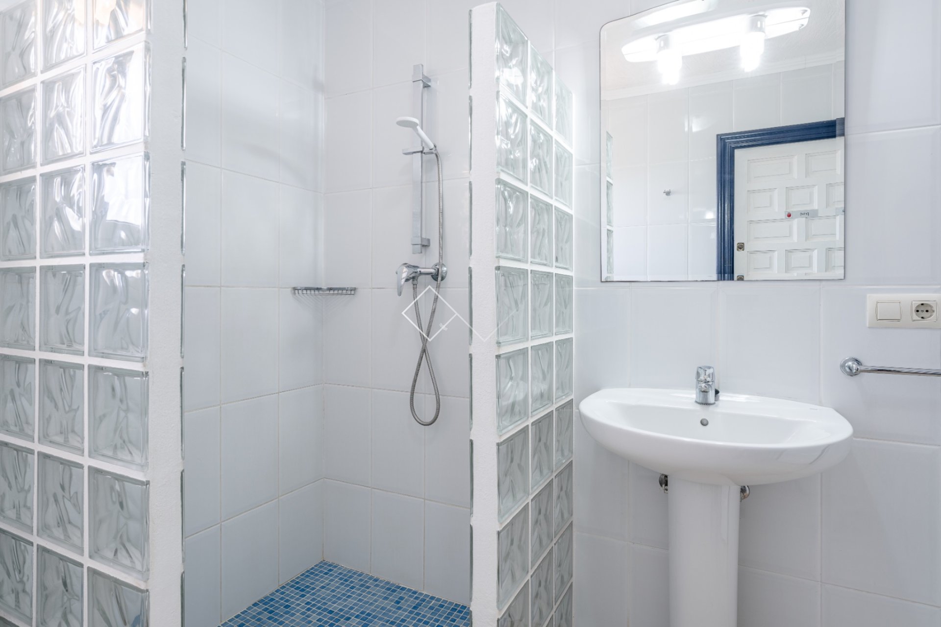 Resale - Villa - Benitachell