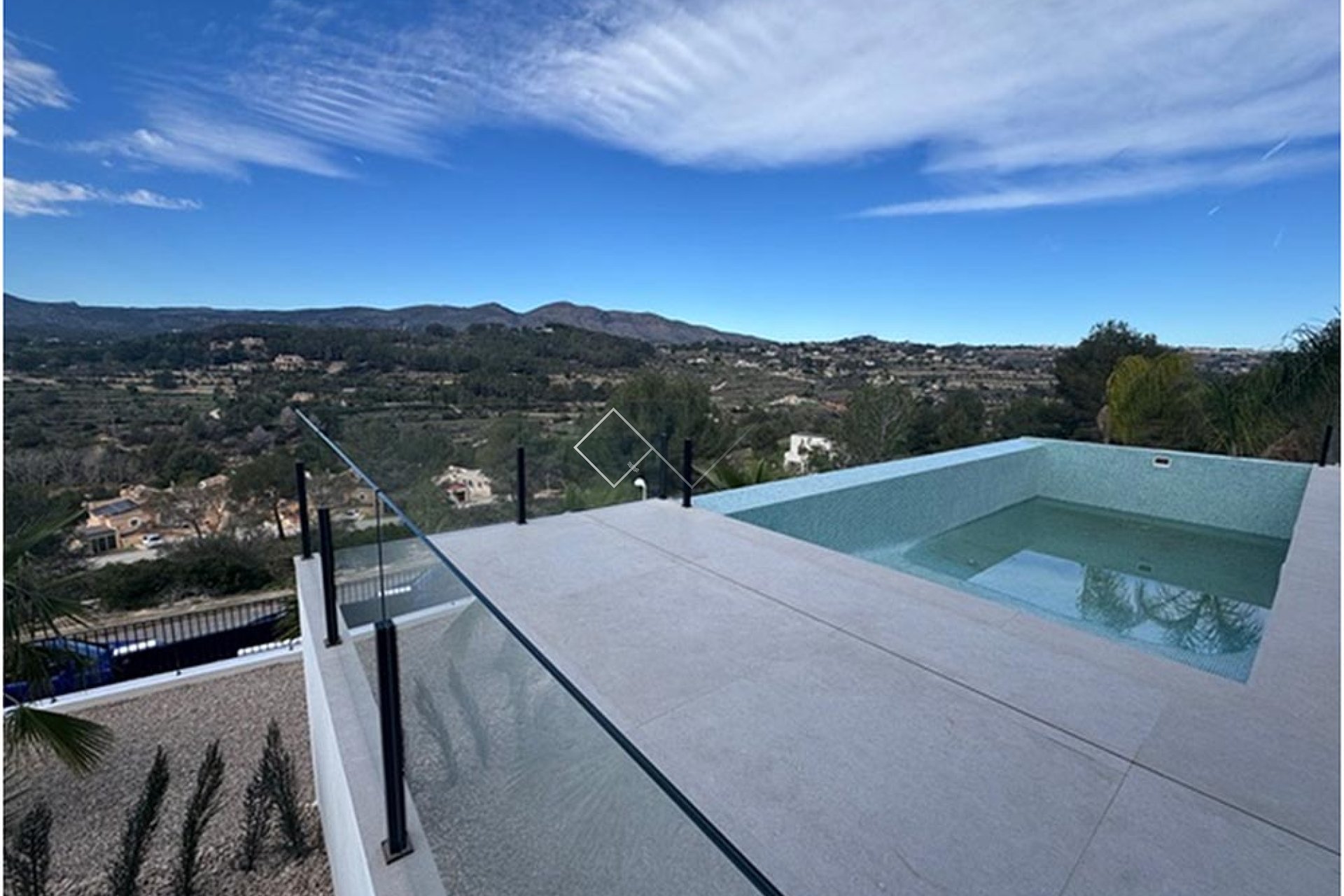 Resale - Villa - Calpe - calpe
