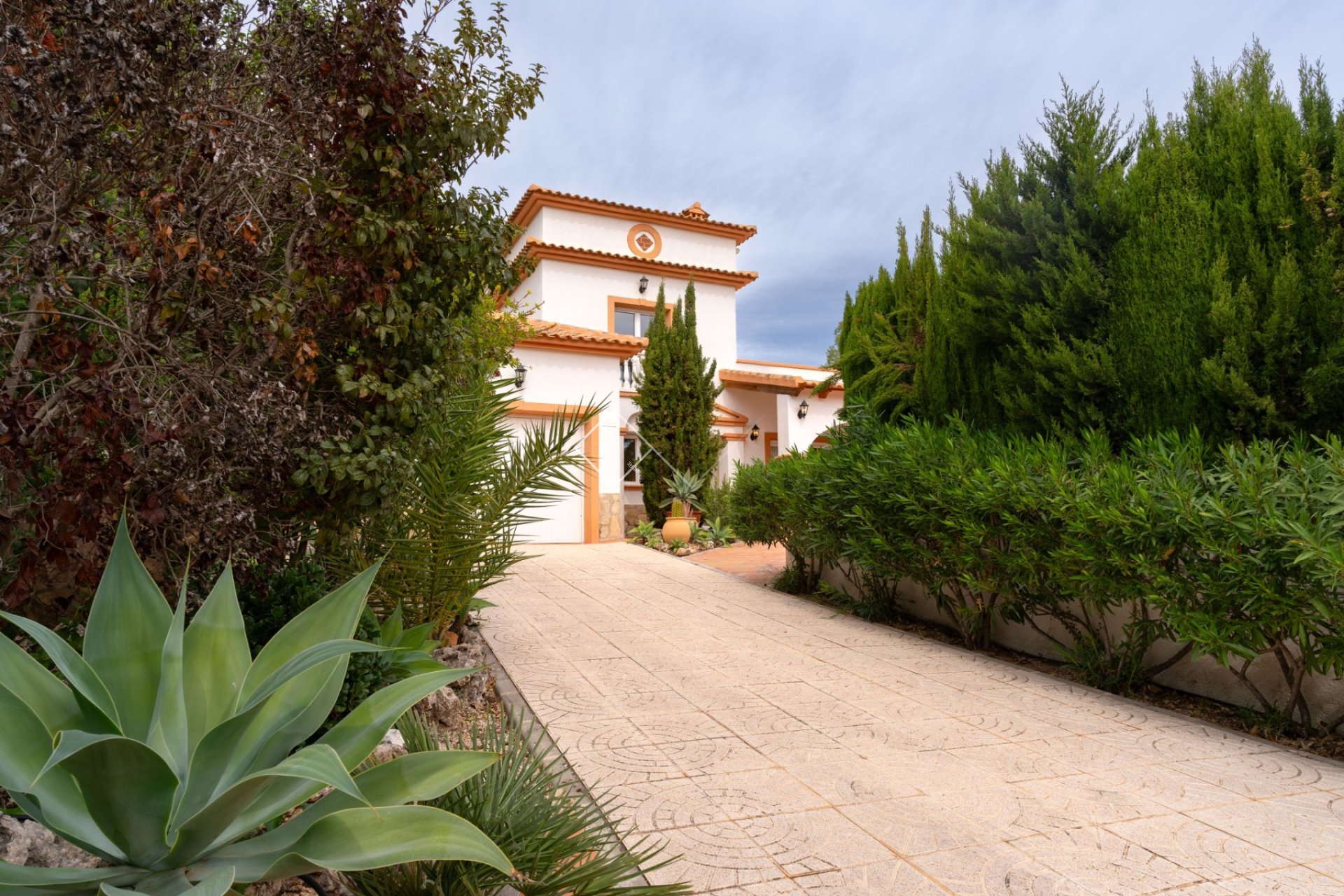 Resale - Villa - Calpe - Garduix