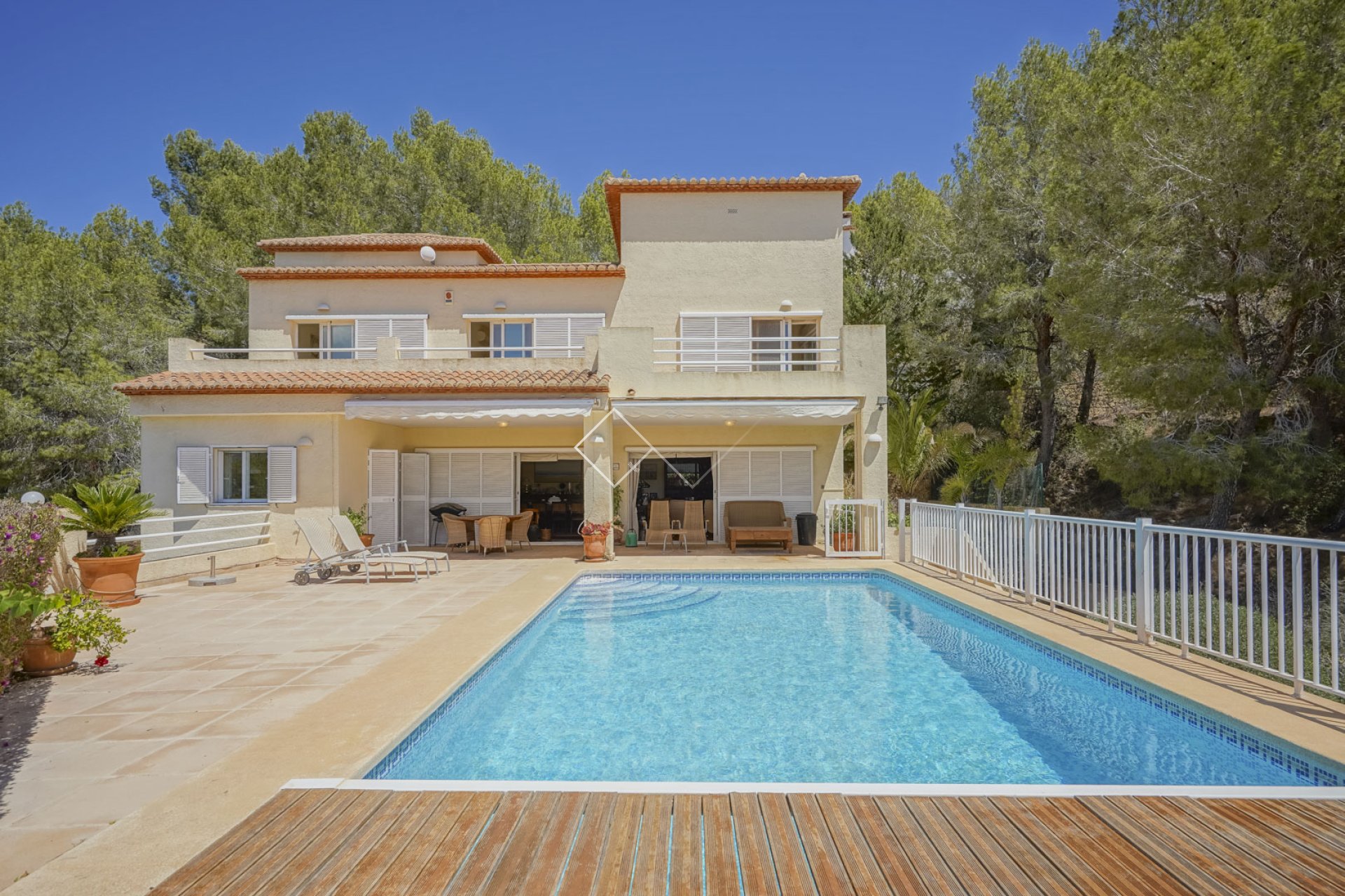 Resale - Villa - Calpe - La Empedrola