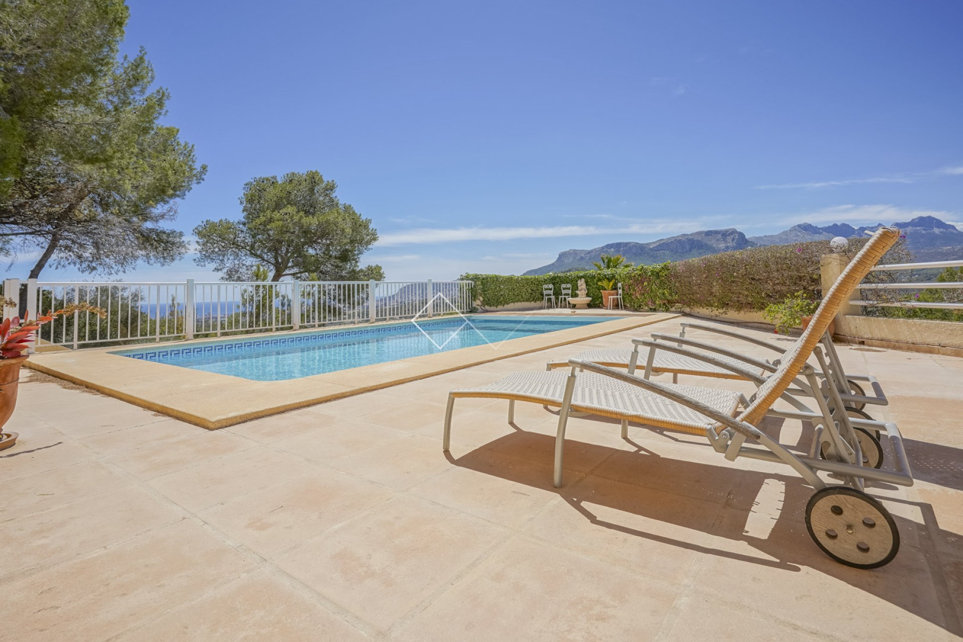 Resale - Villa - Calpe - La Empedrola