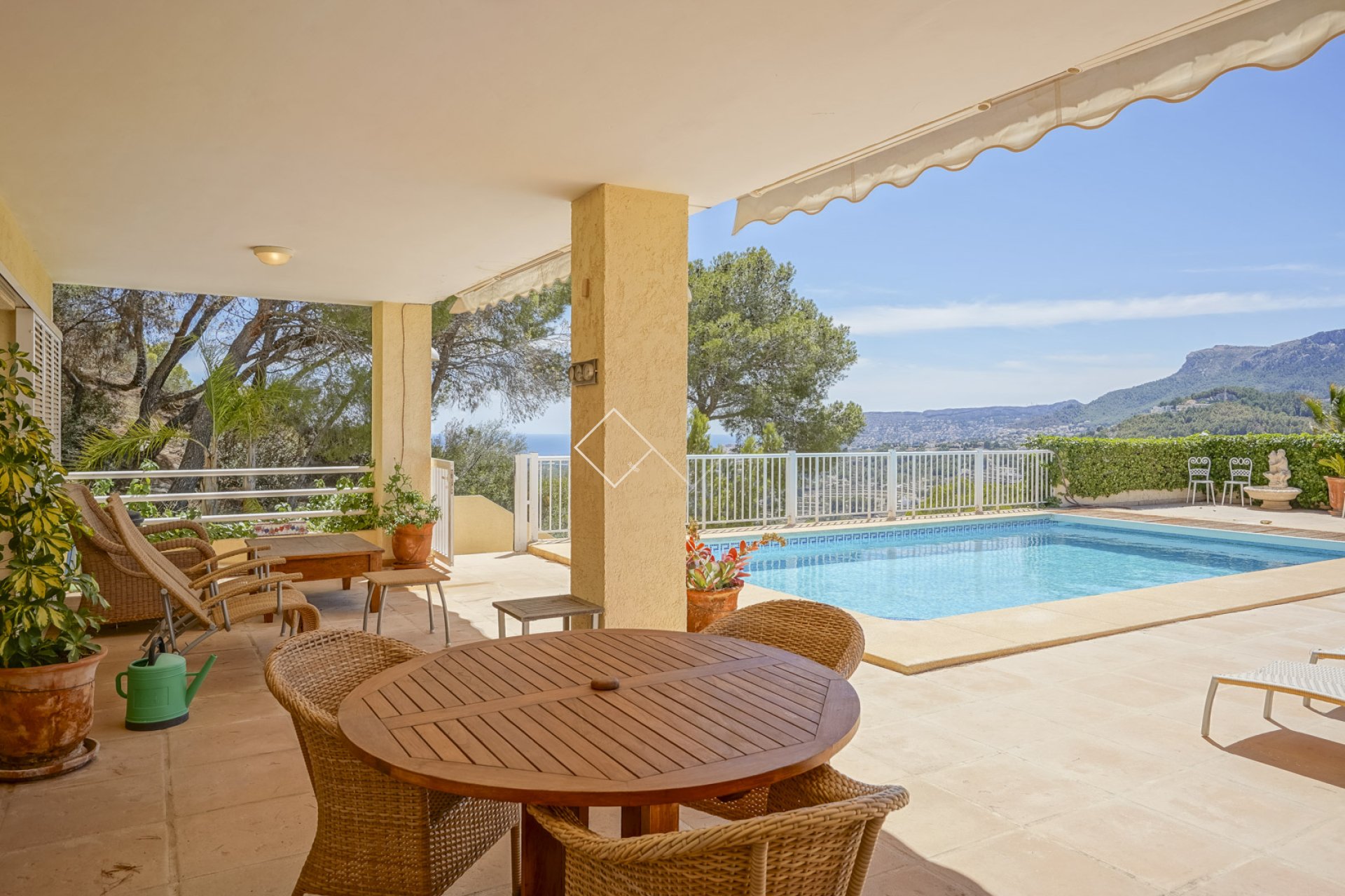 Resale - Villa - Calpe - La Empedrola