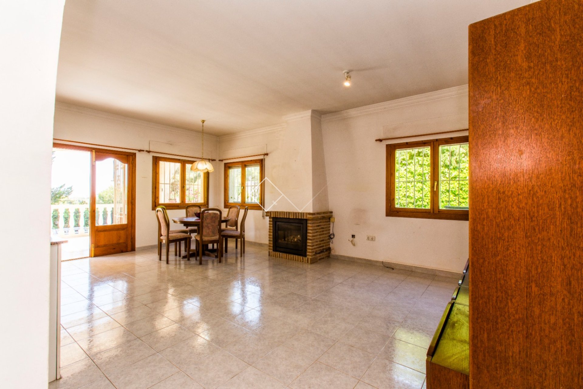 Resale - Villa - Calpe - La Empedrola