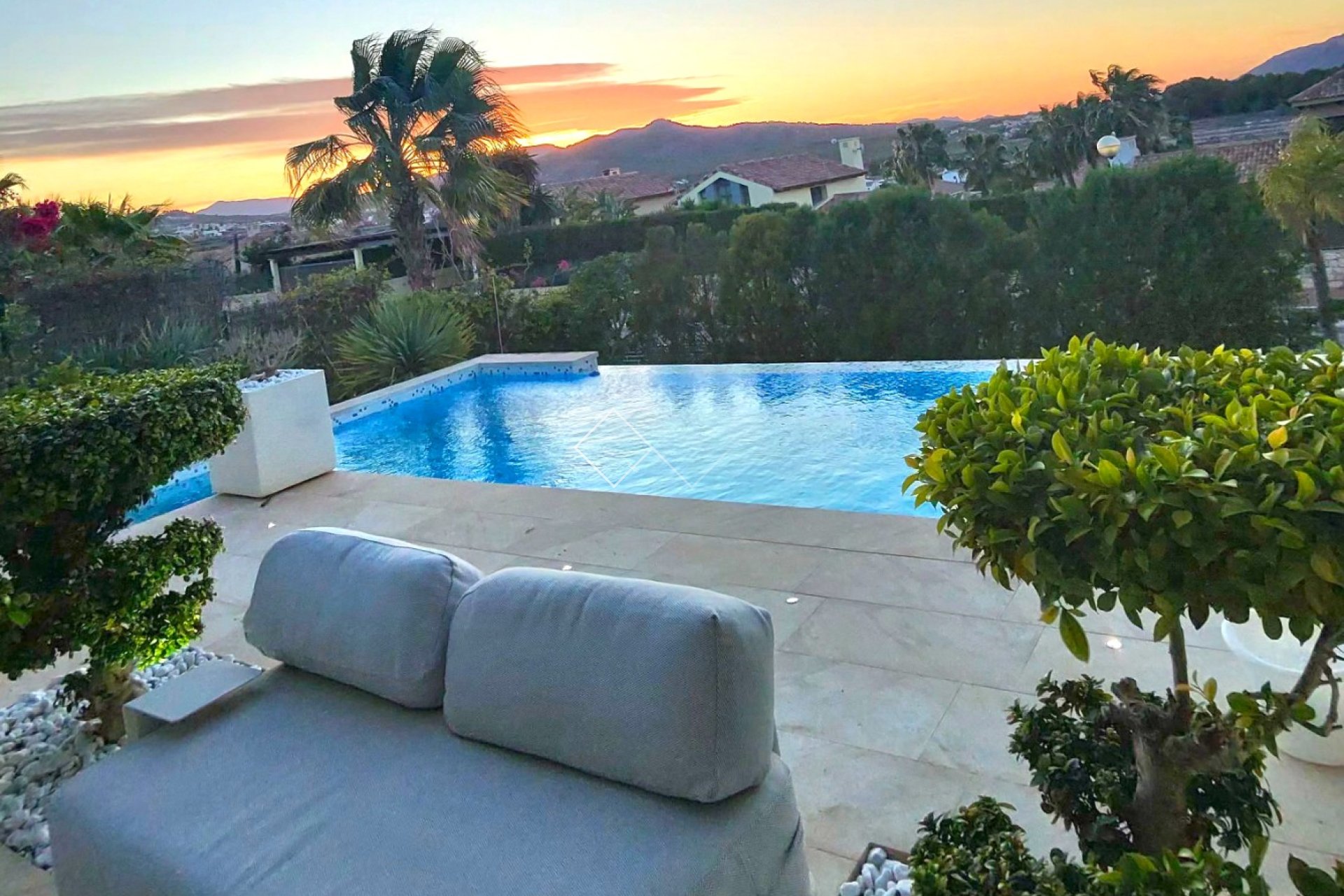 Resale - Villa - Jávea/Xàbia - Cansalades