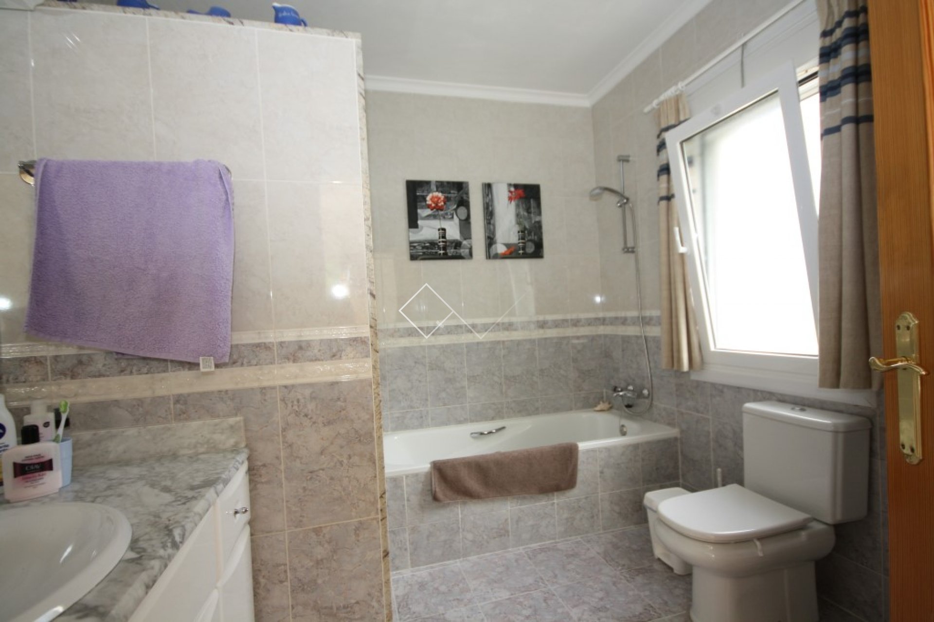 Resale - Villa - Jávea/Xàbia - Covatelles