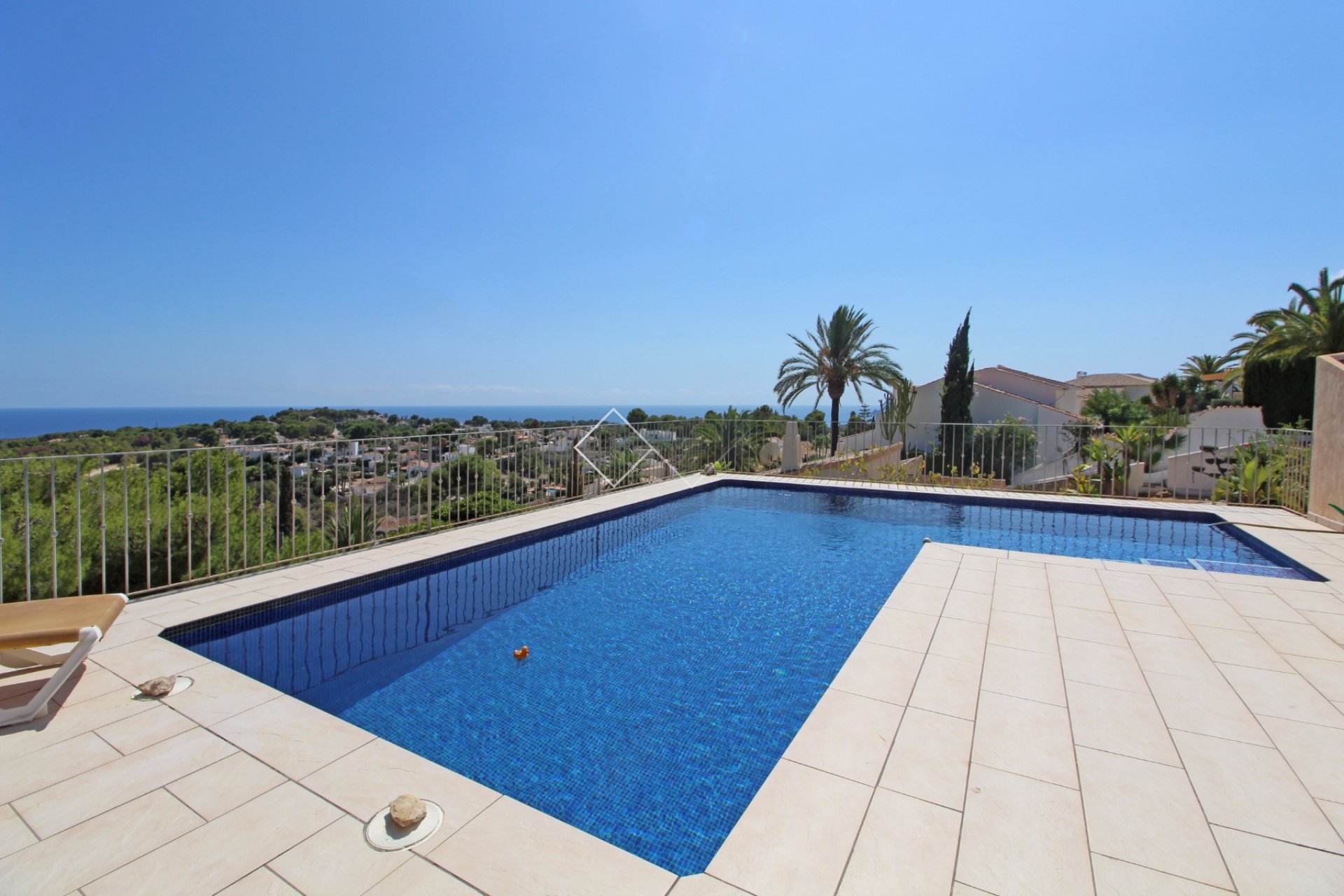 Resale - Villa - Moraira - Benimeit