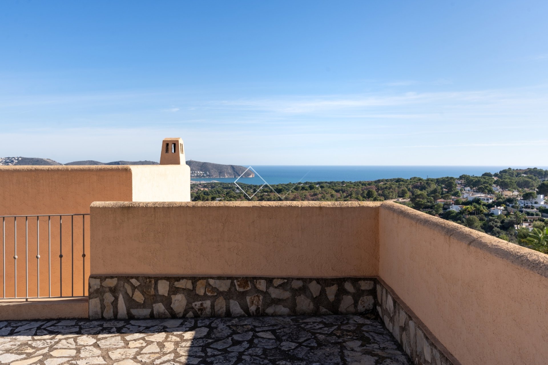 Resale - Villa - Moraira - Benimeit