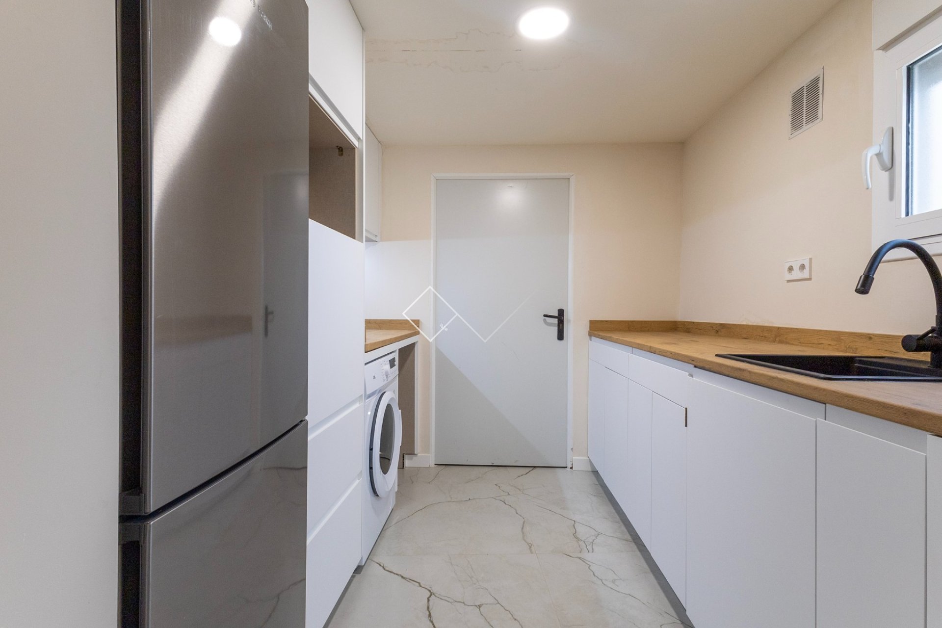 Resale - Villa - Moraira - Benimeit