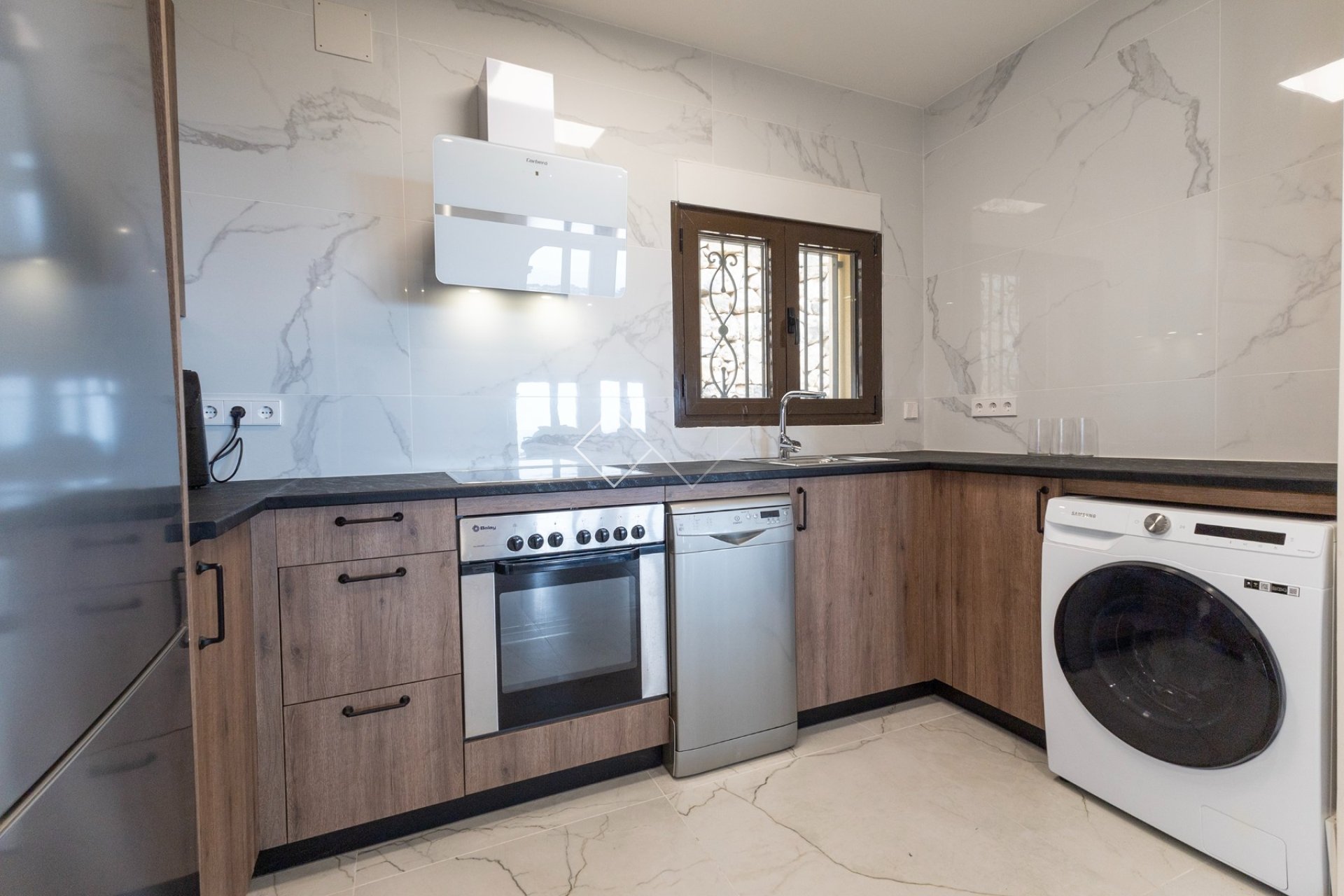 Resale - Villa - Moraira - Benimeit