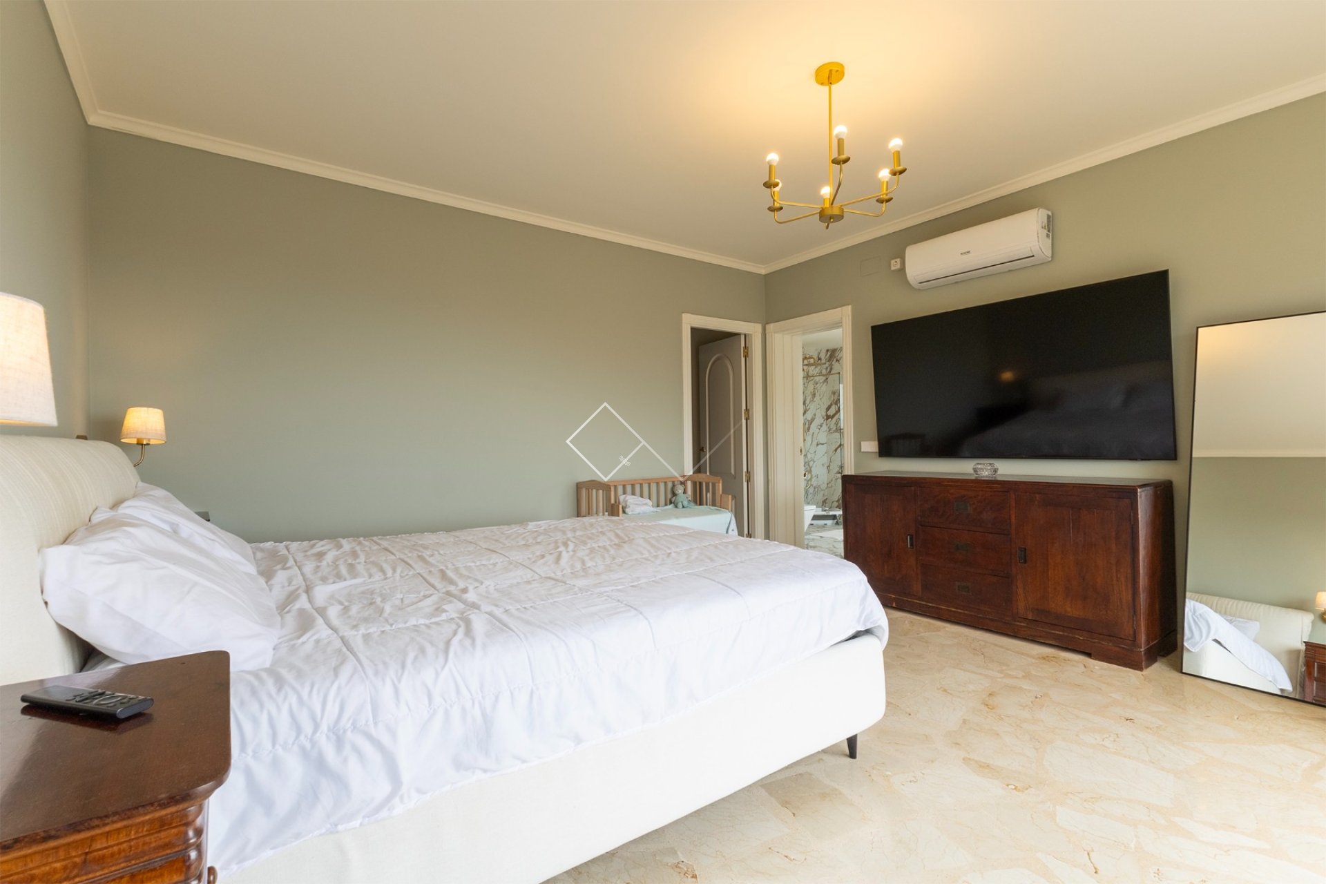 Resale - Villa - Moraira - Benimeit