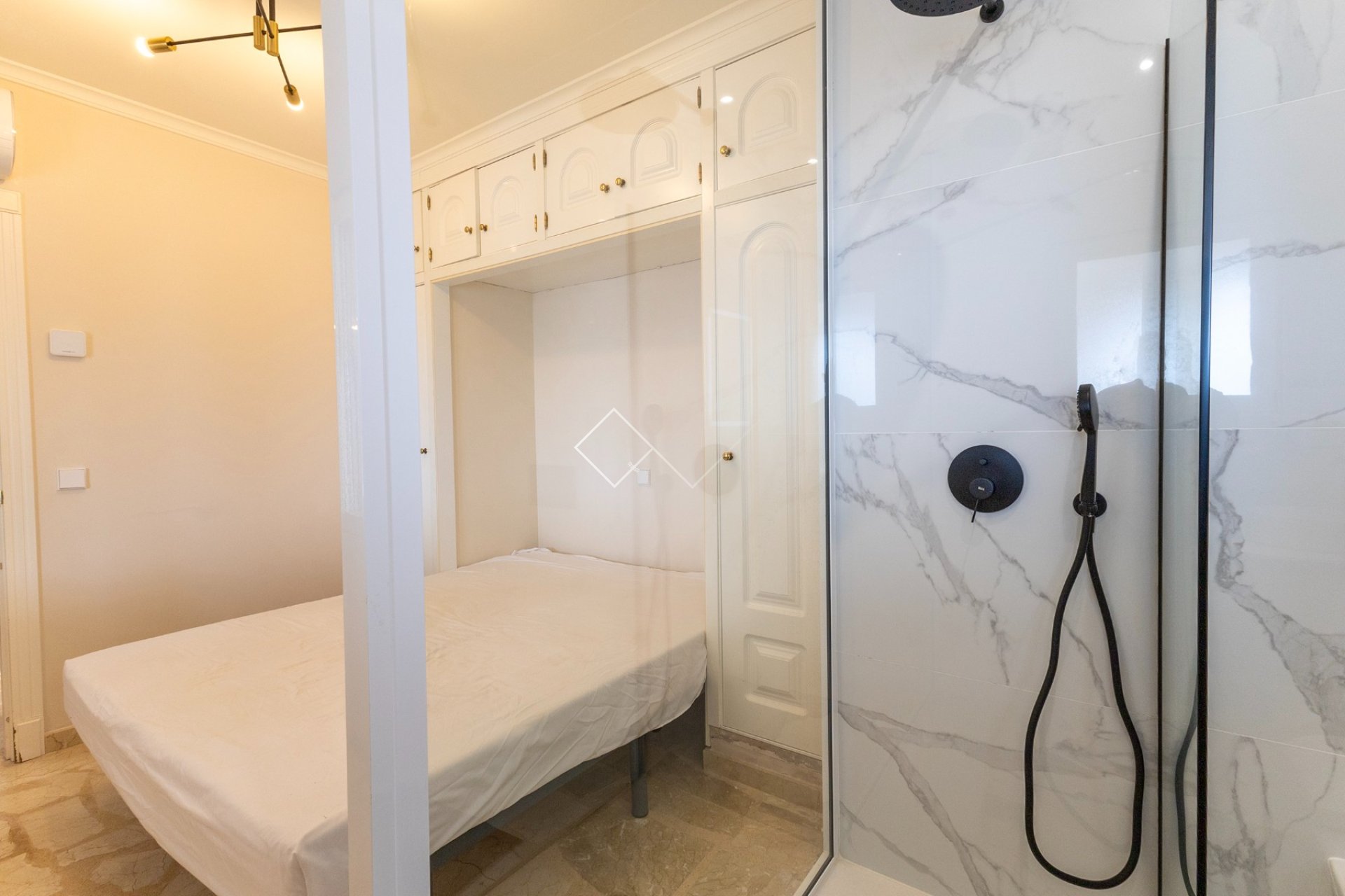 Resale - Villa - Moraira - Benimeit