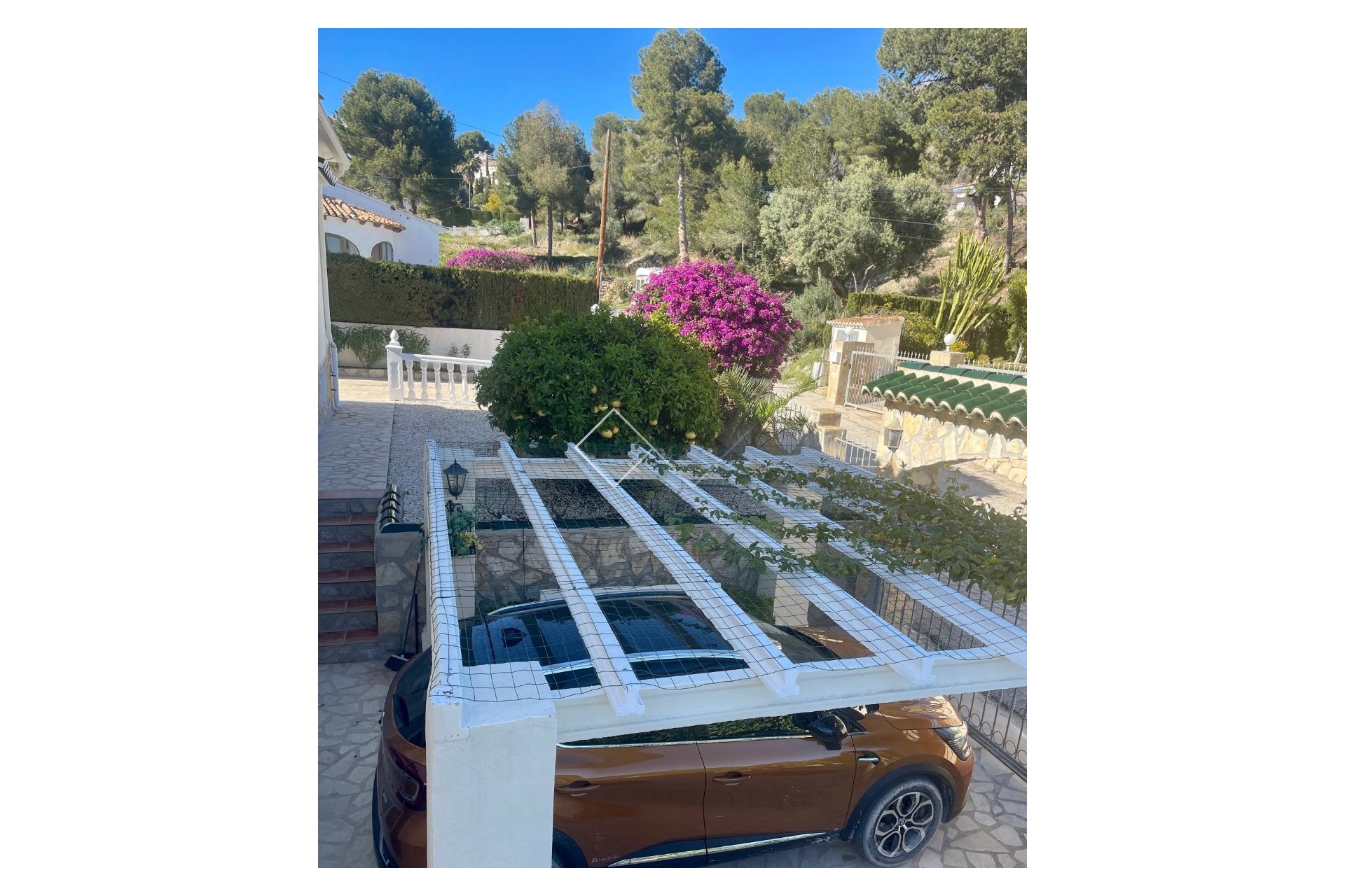 Resale - Villa - Moraira - Benimeit