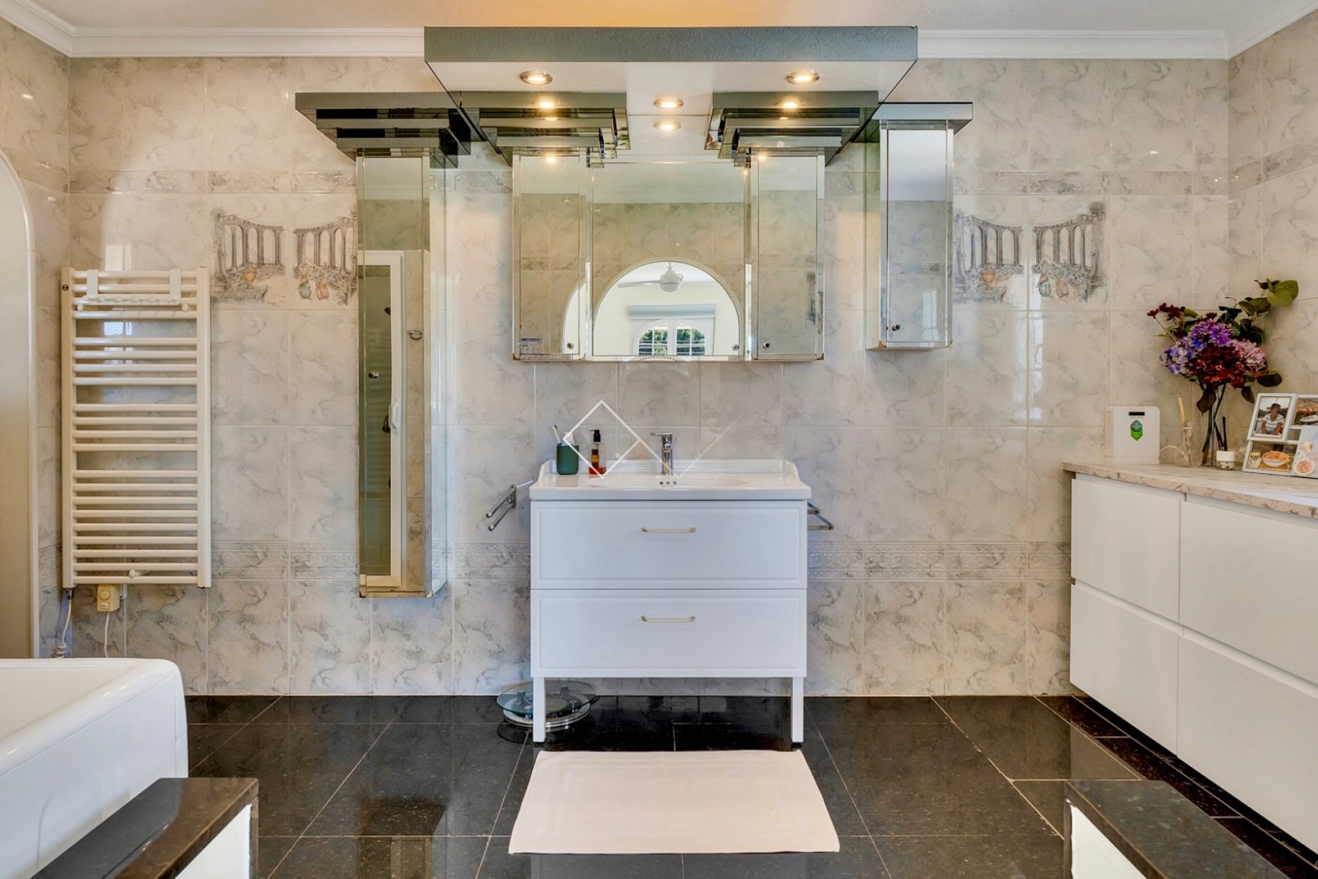 Resale - Villa - Moraira - Benimeit