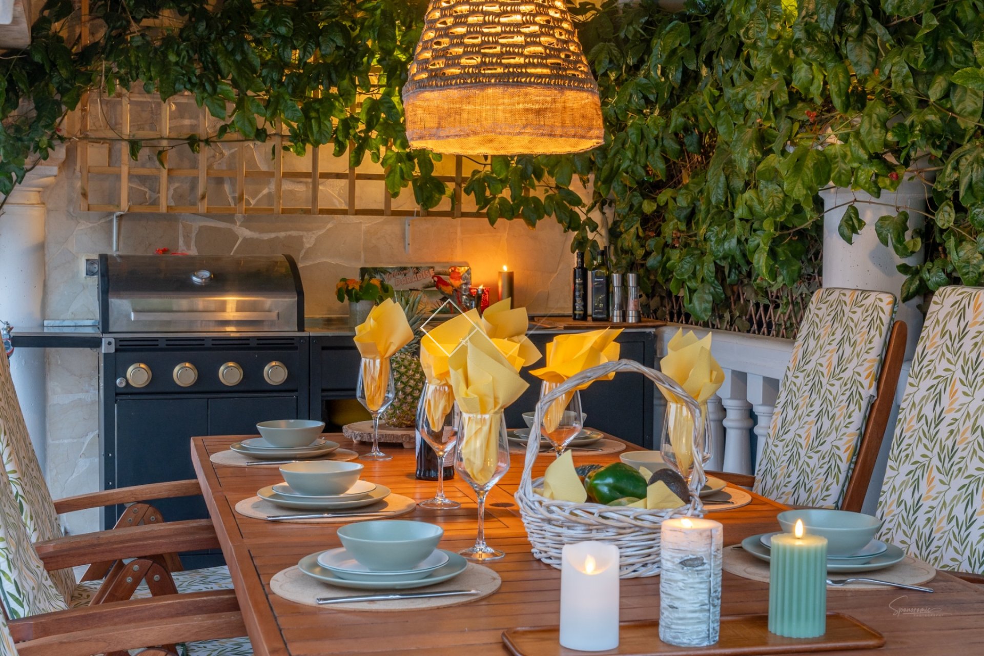 Resale - Villa - Moraira - Benimeit