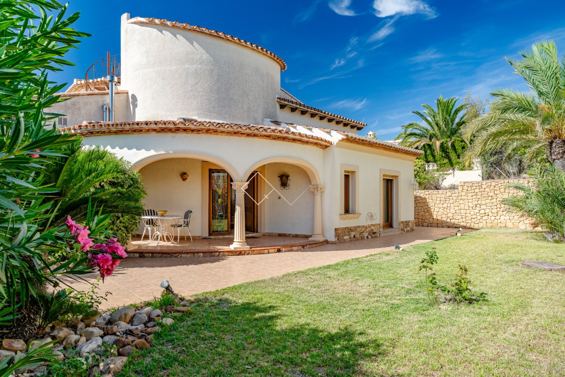 Resale - Villa - Moraira - La Arnella