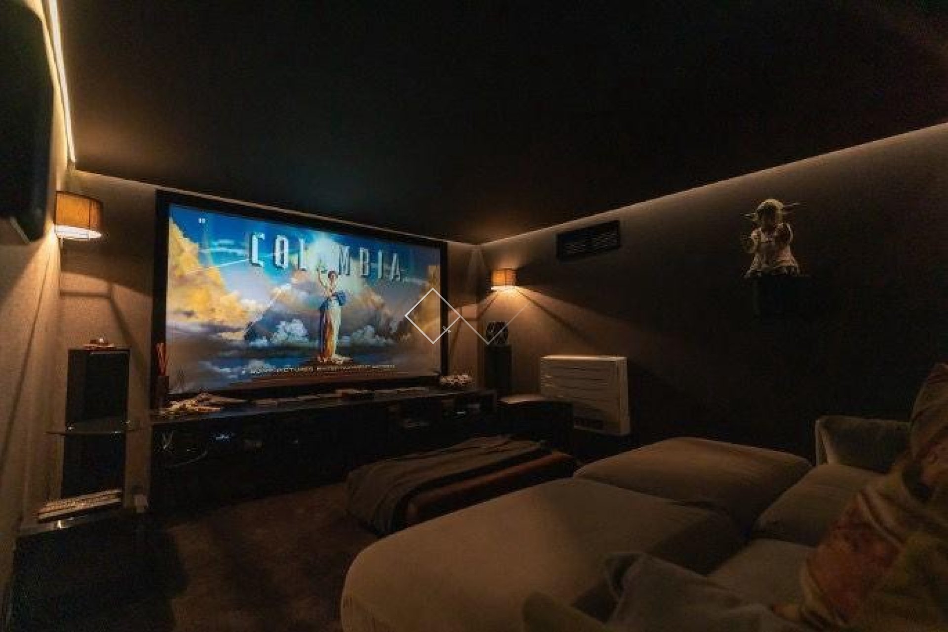 Resale - Villa - Moraira