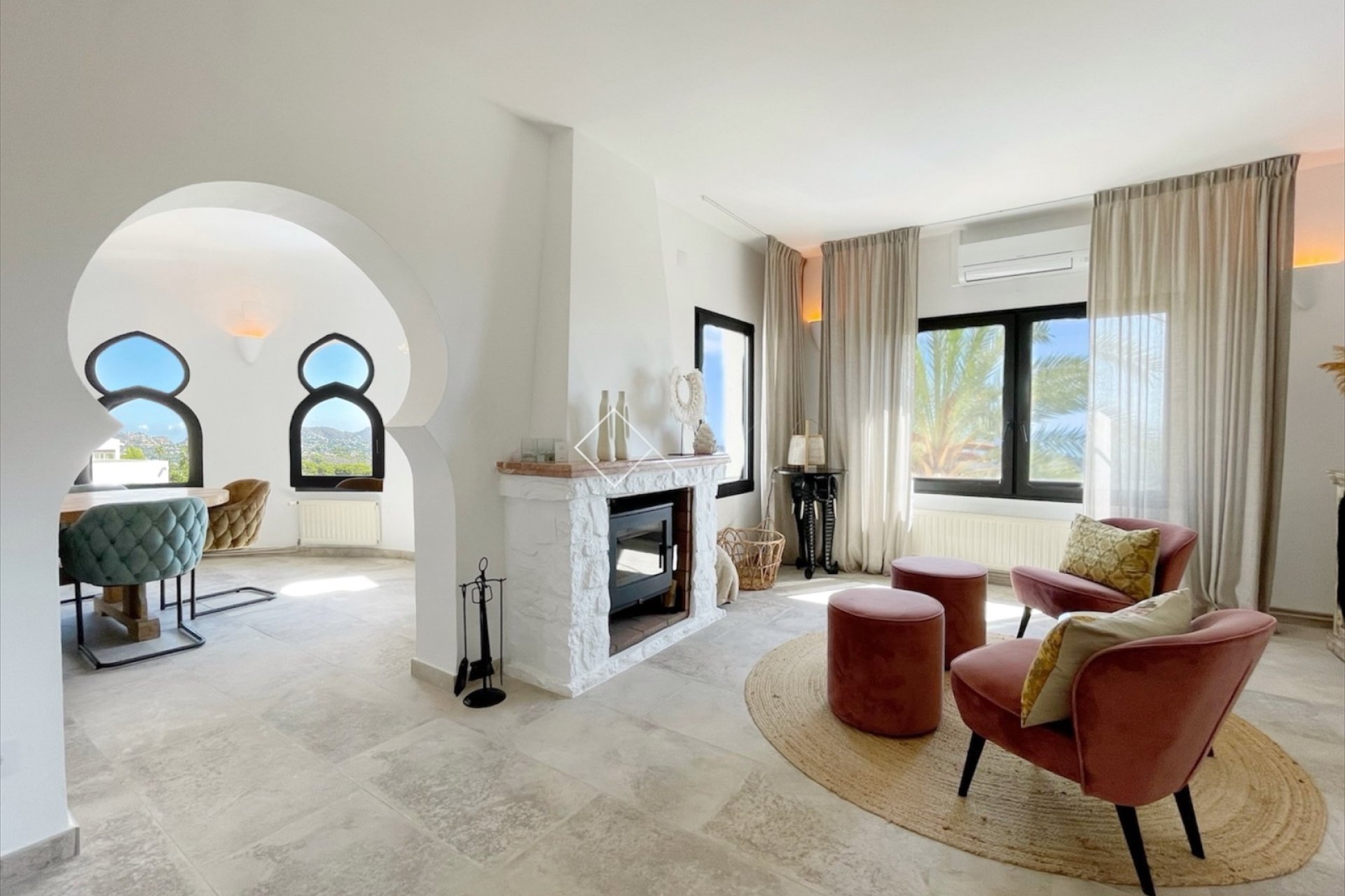 Resale - Villa - Moraira