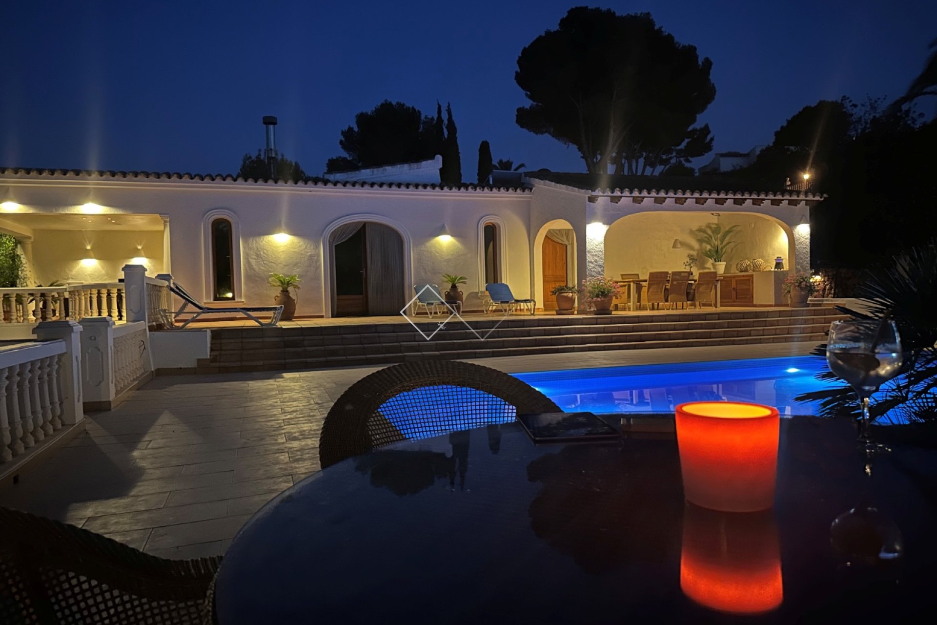 Resale - Villa - Moraira
