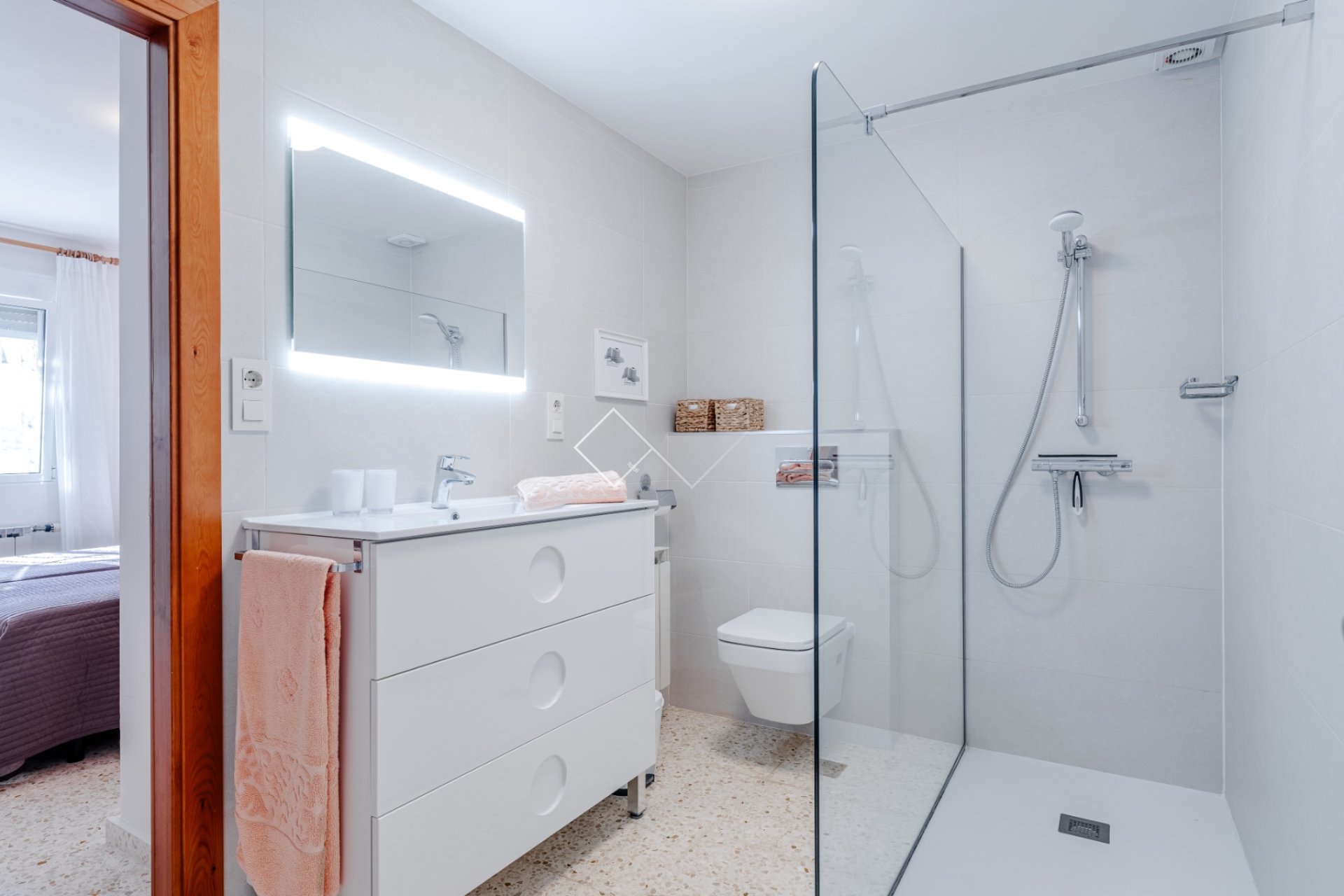 Resale - Villa - Moraira