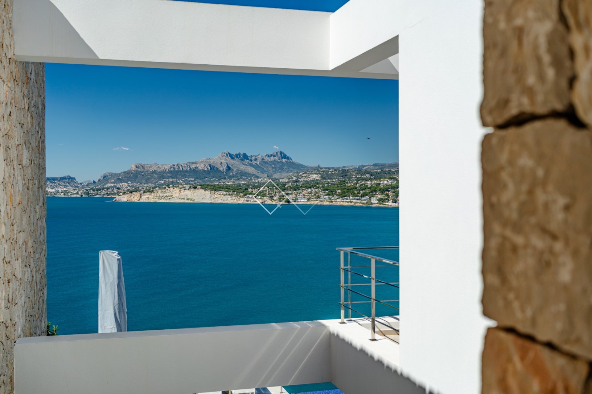 Resale - Villa - Moraira