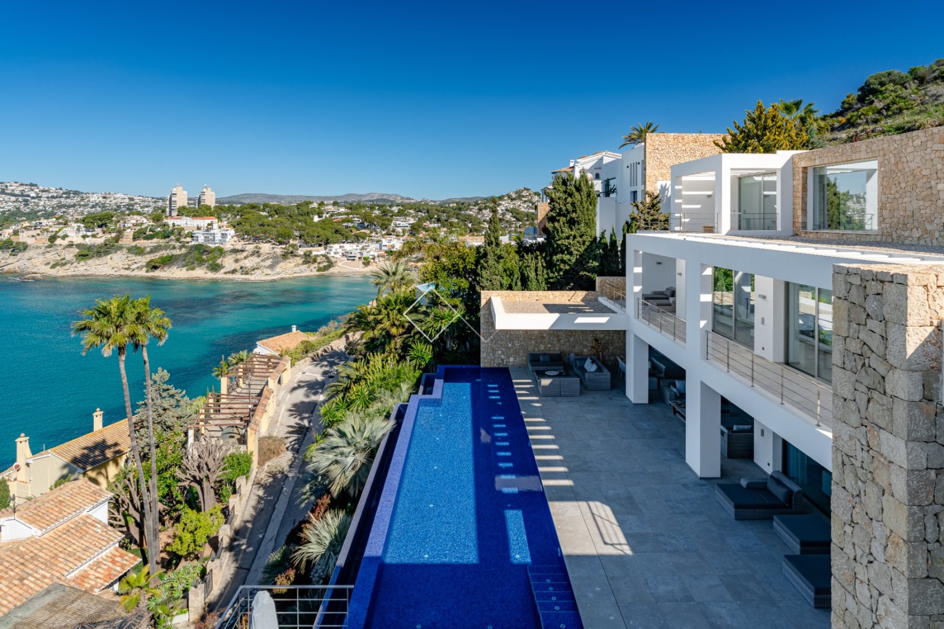 Resale - Villa - Moraira