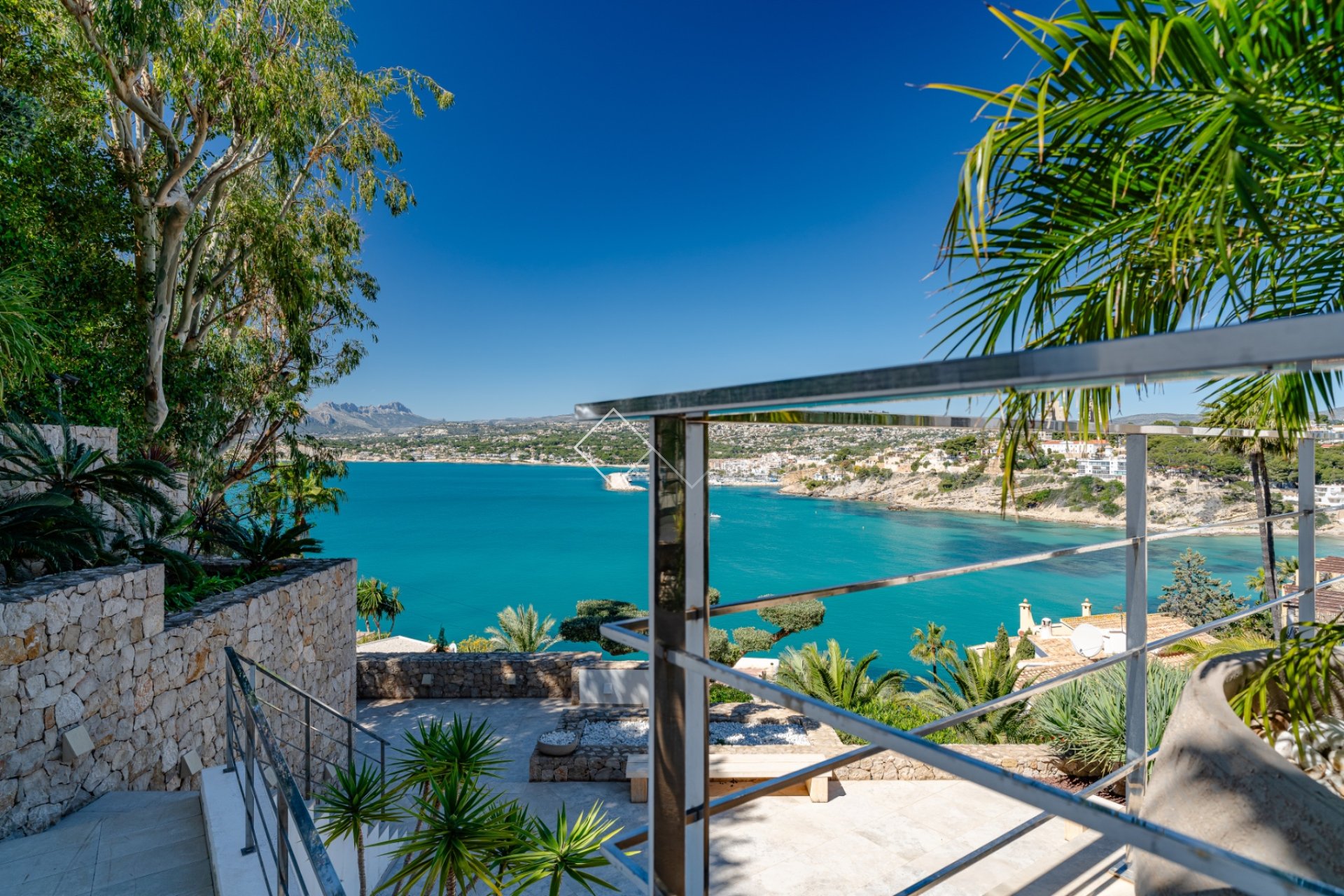 Resale - Villa - Moraira