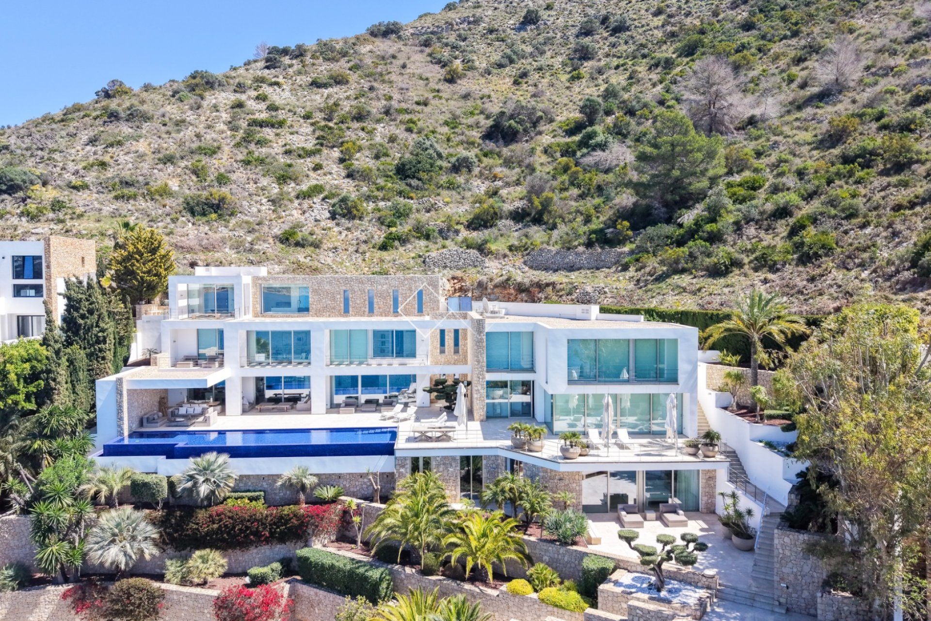 Resale - Villa - Moraira
