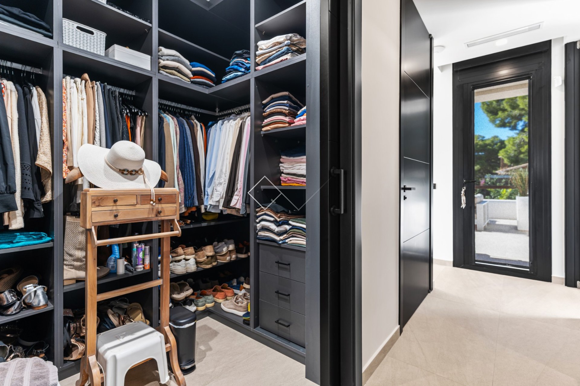 Resale - Villa - Moraira