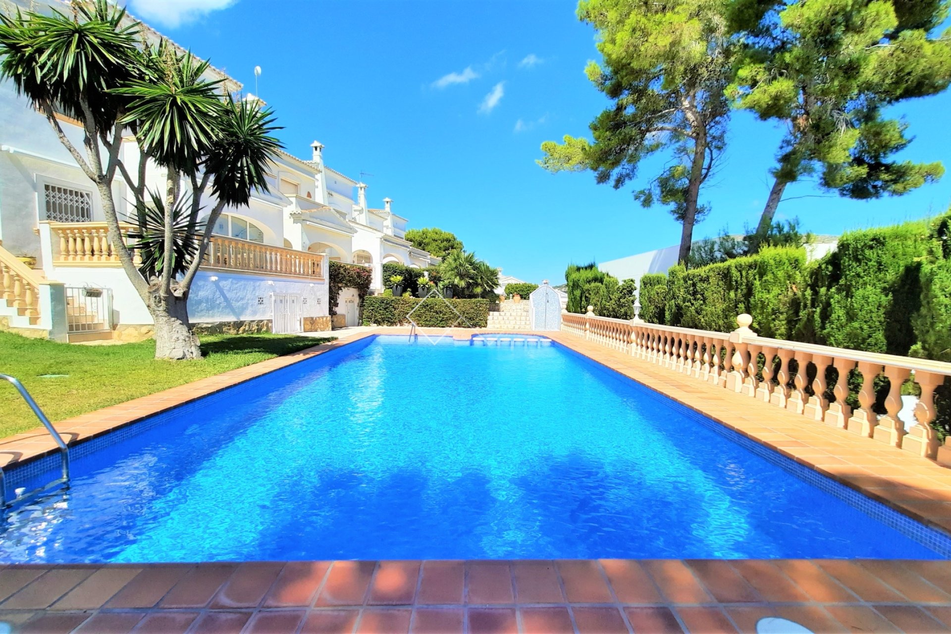 Resale - Villa - Moraira