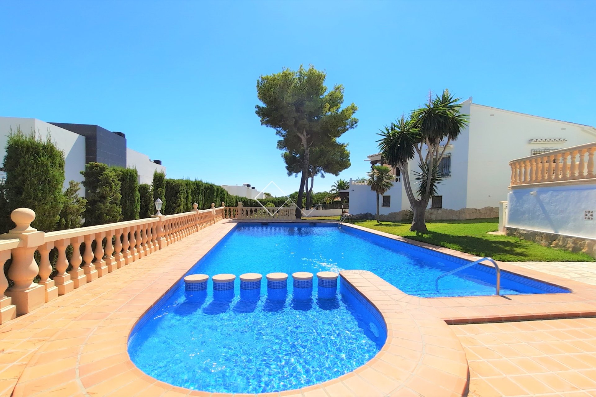 Resale - Villa - Moraira