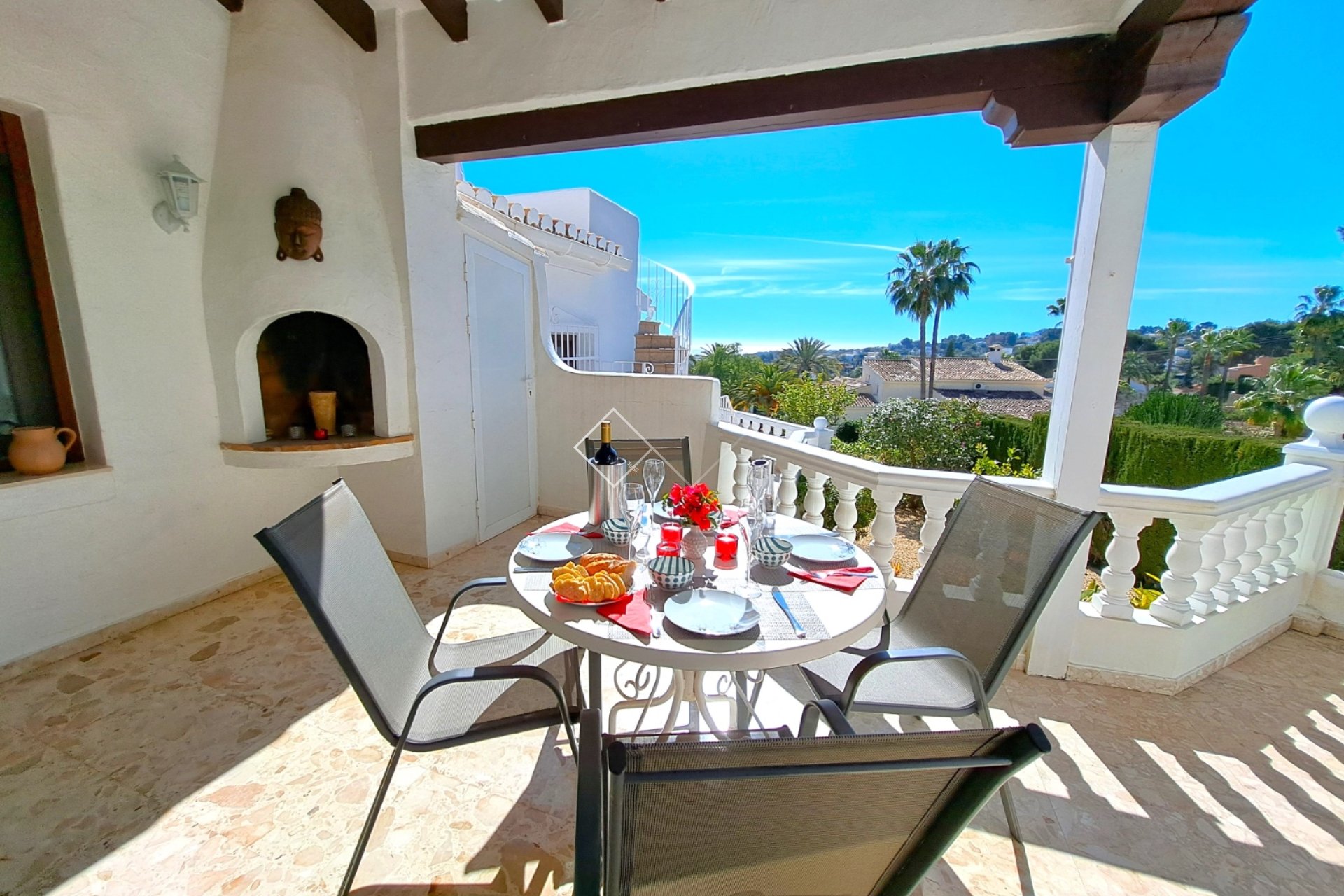Resale - Villa - Moraira