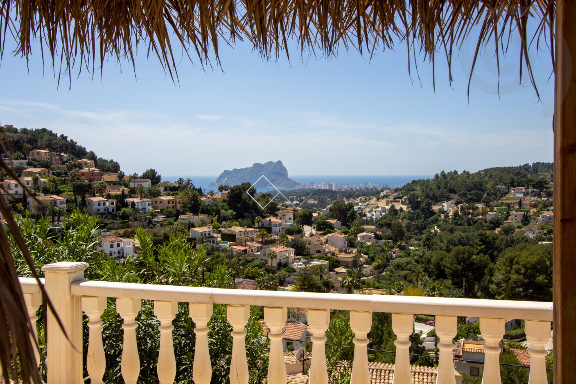 sea views - Well presented villa for sale in Benissa, Montemar