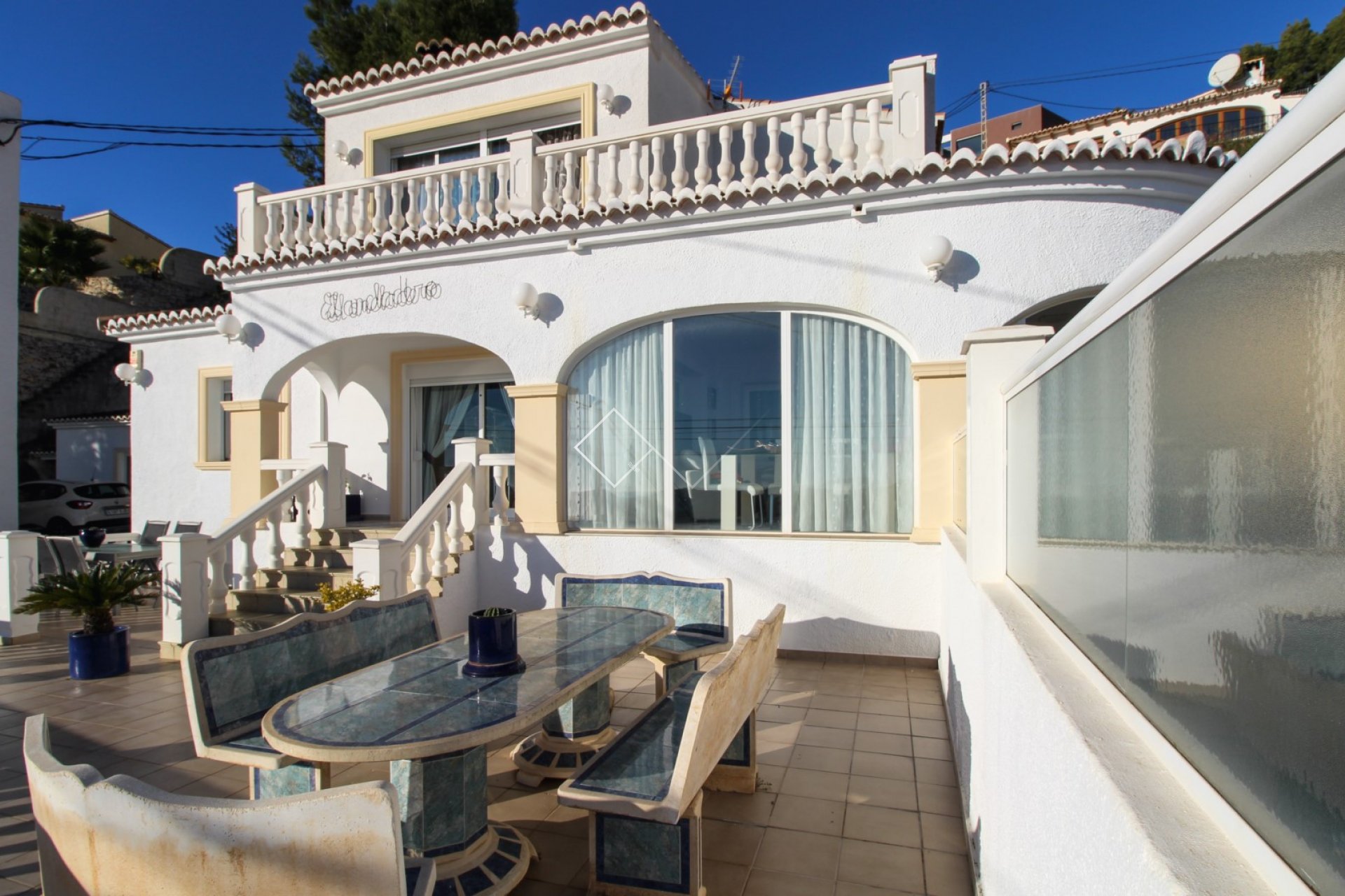 Terrasse Meerblick Villa - Traditionelle Villa mit tollem Meerblick in Benimeit, Moraira