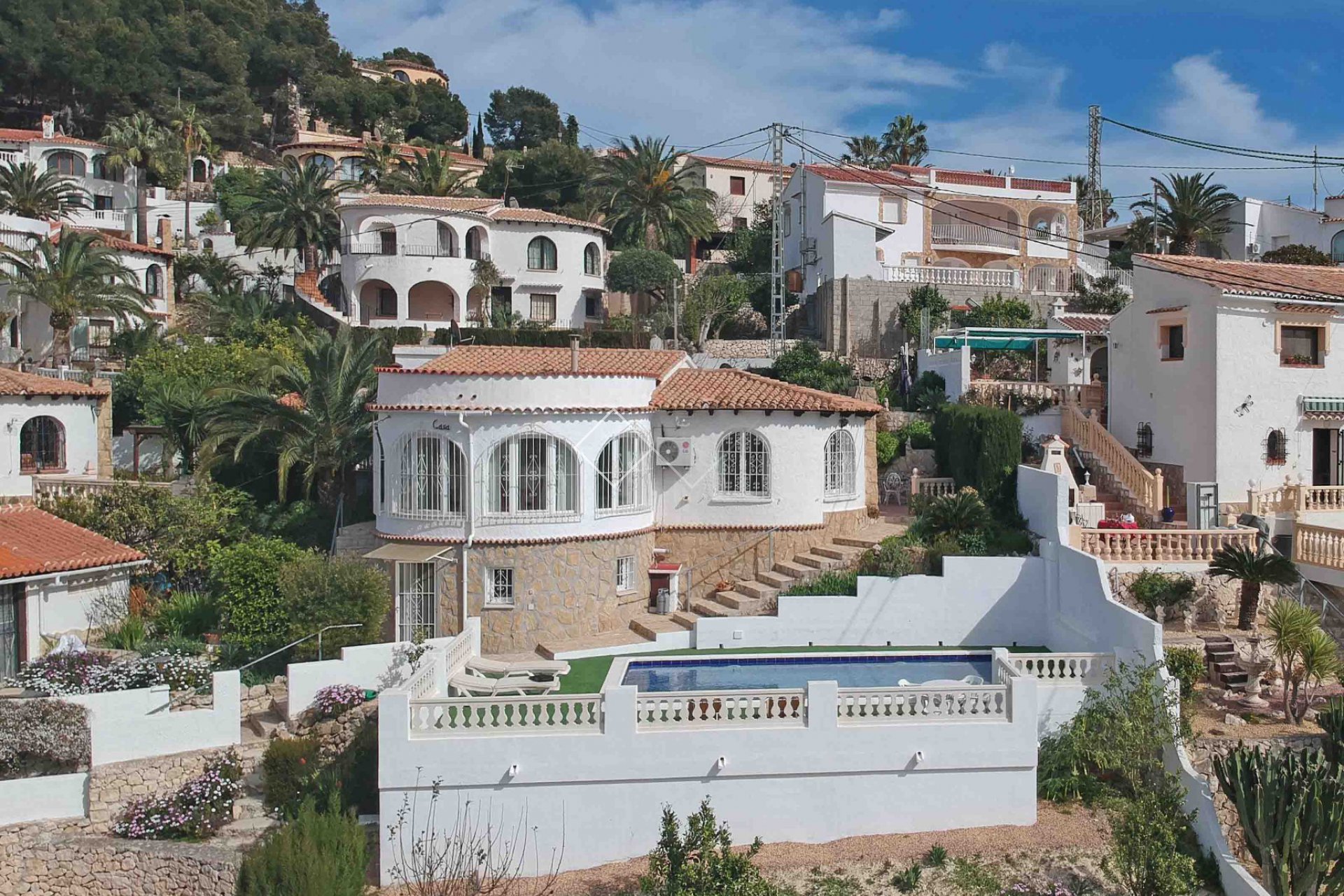 traditionele villa - Aangename zeezicht villa in Benissa te koop