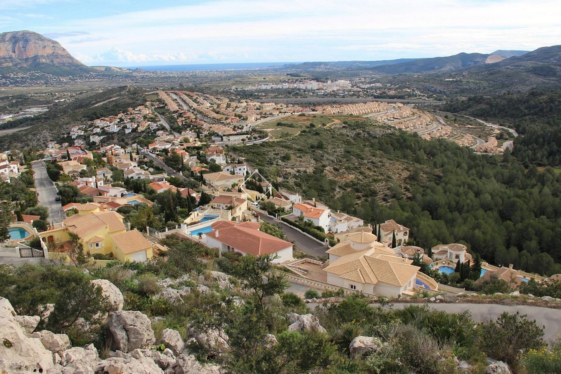 uitzicht - Gelijkvloerse moderne villa te koop in Pedreguer