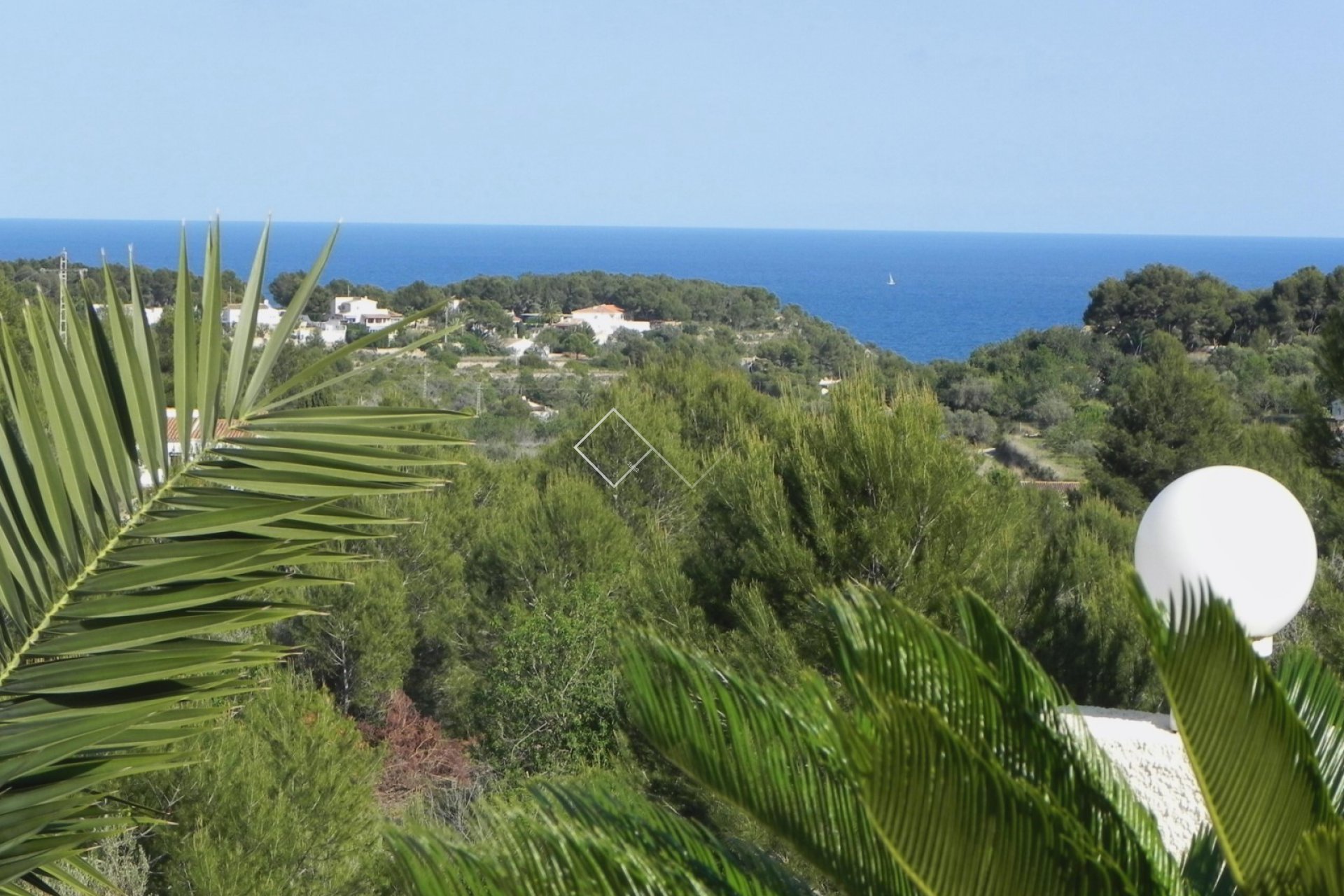 vistas al mar - Amplia y hermosa villa con vista al mar en venta en Benissa