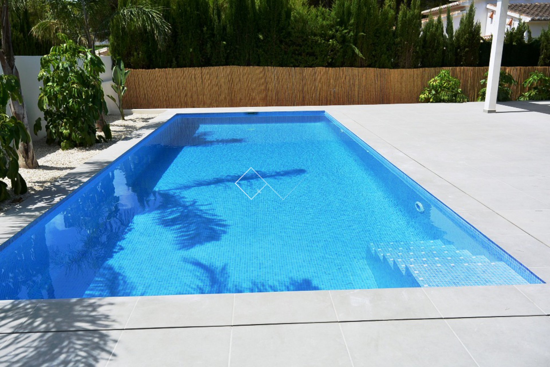 Zwembad - Fantastische nieuwbouw villa te koop in Moraira