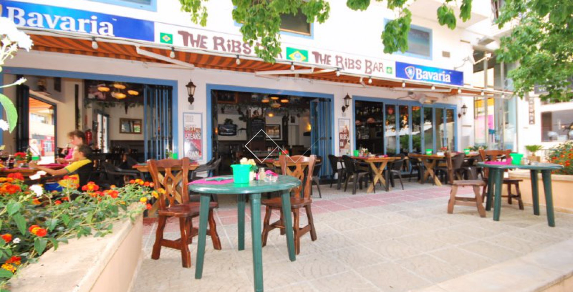 Alquiler - Locales comerciales - Moraira - Town Moraira