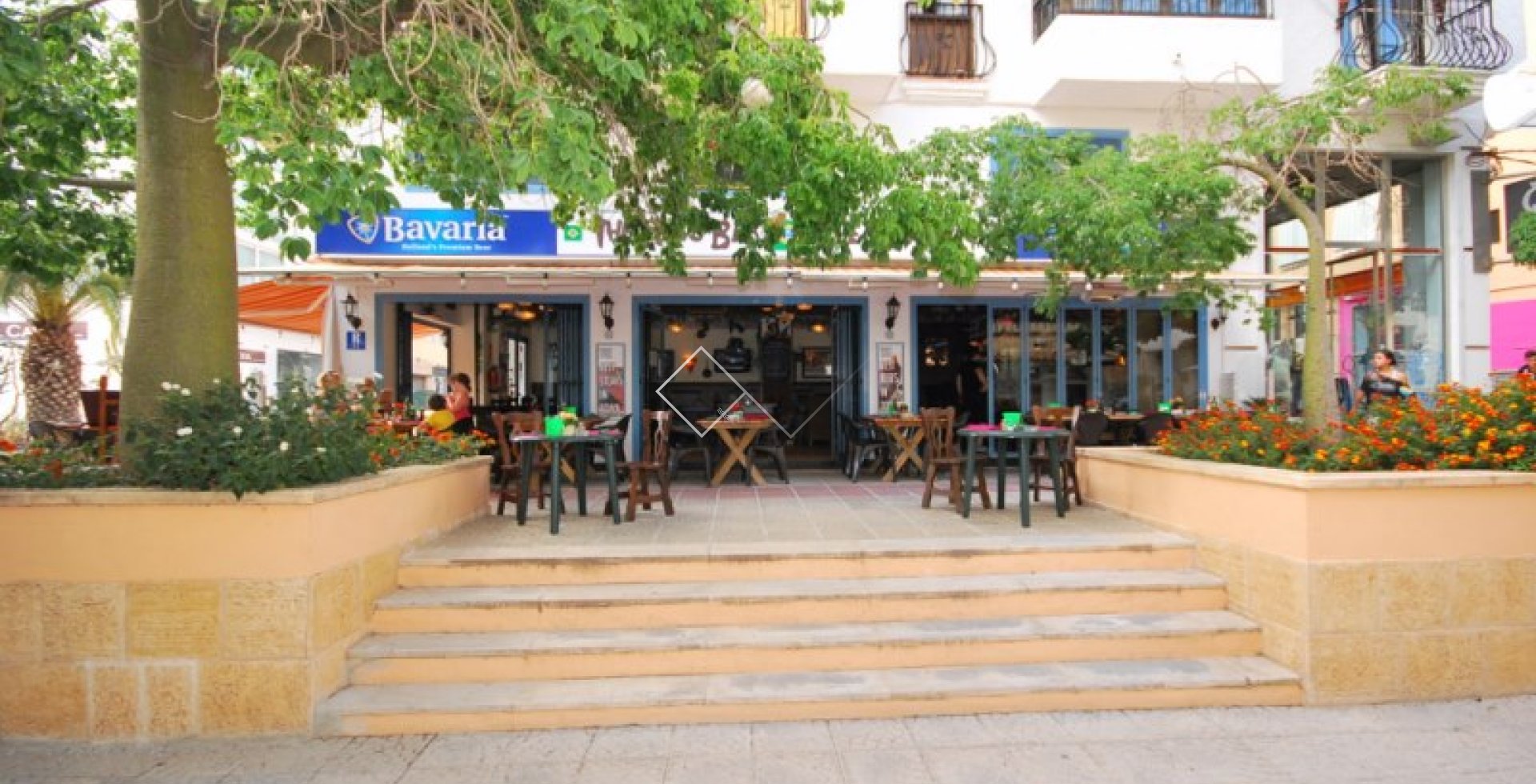 Alquiler - Locales comerciales - Moraira - Town Moraira