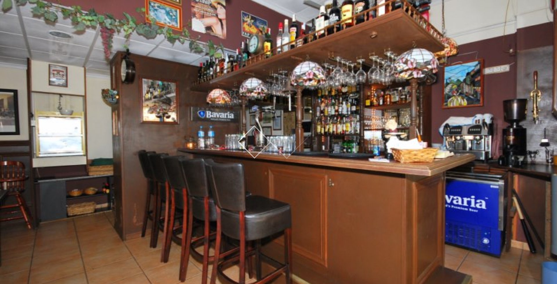 Alquiler - Locales comerciales - Moraira - Town Moraira