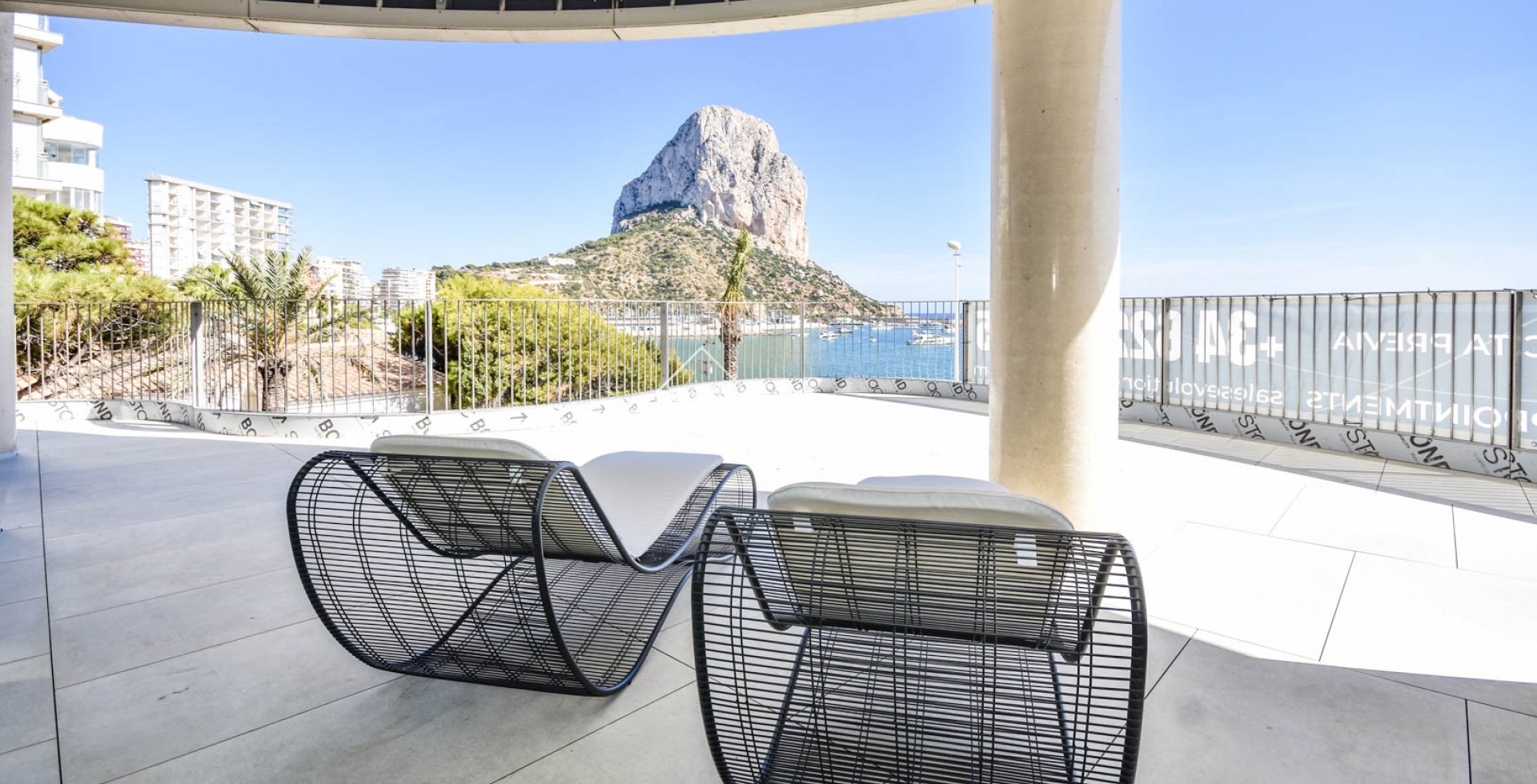Elegant and innovative apartment complex in Calpe