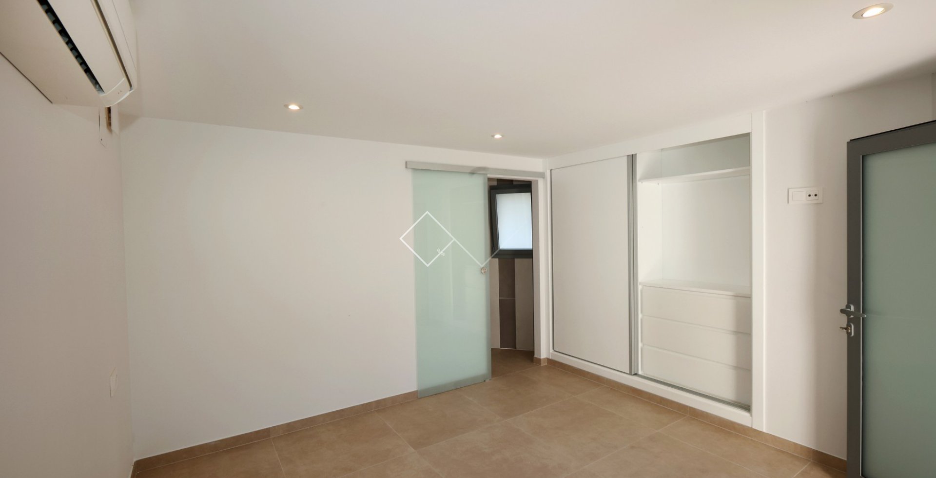 Resale - Villa - Benissa