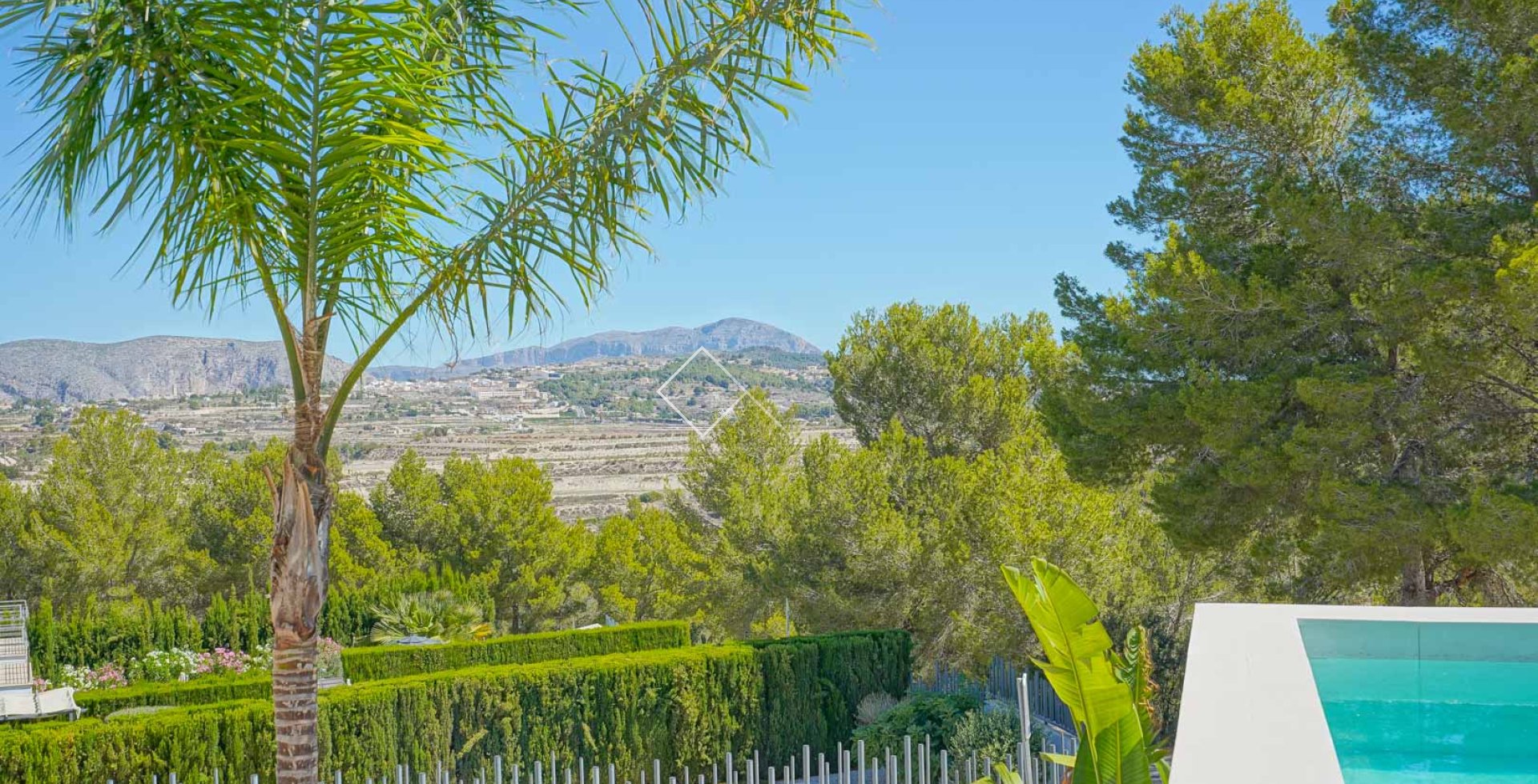 Resale - Villa - Moraira - Benimeit